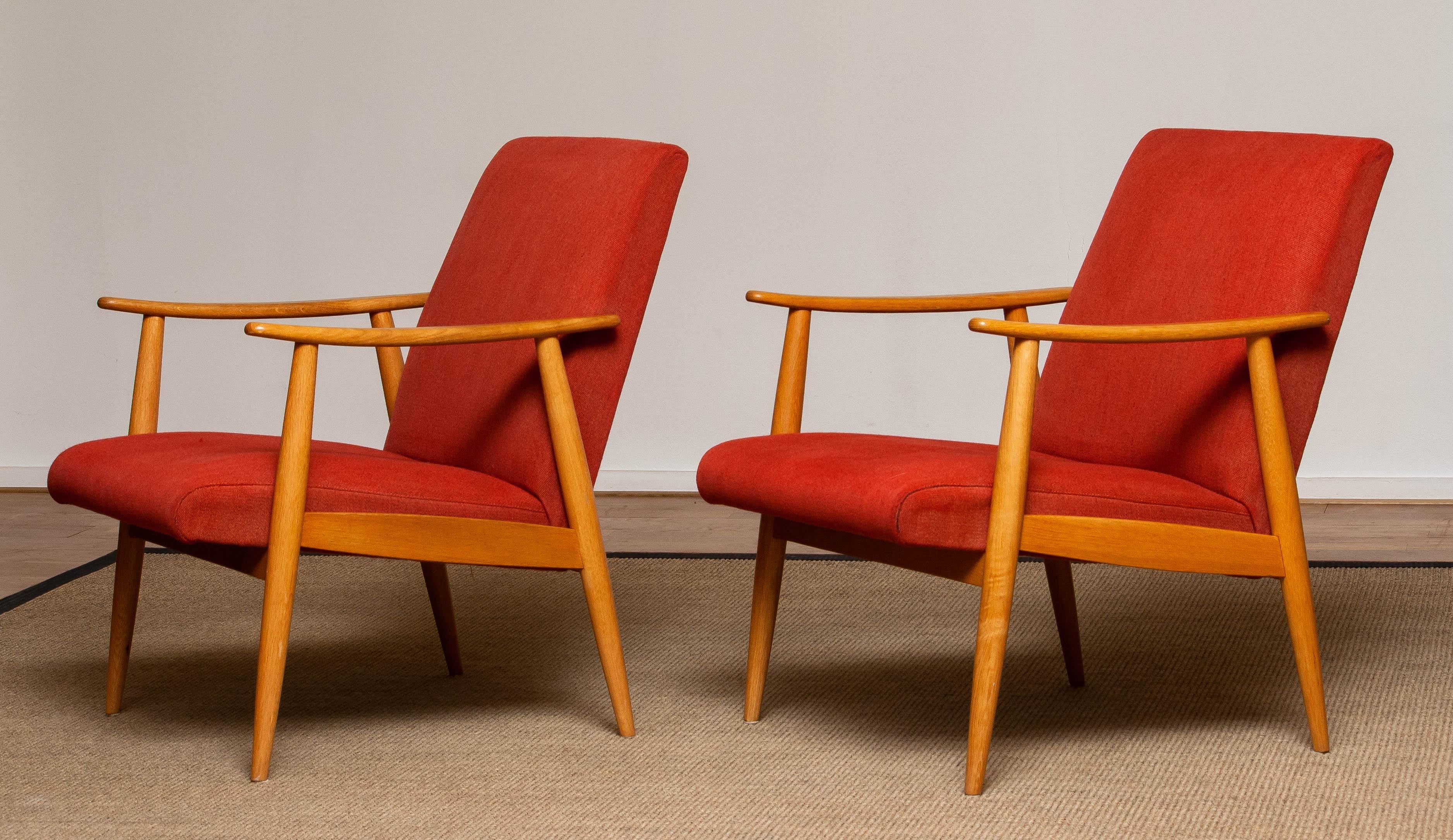 1950s Danish Pair of Slim Oak Cigar / Lounge Chairs Upholstered Vintage Red Wool 6