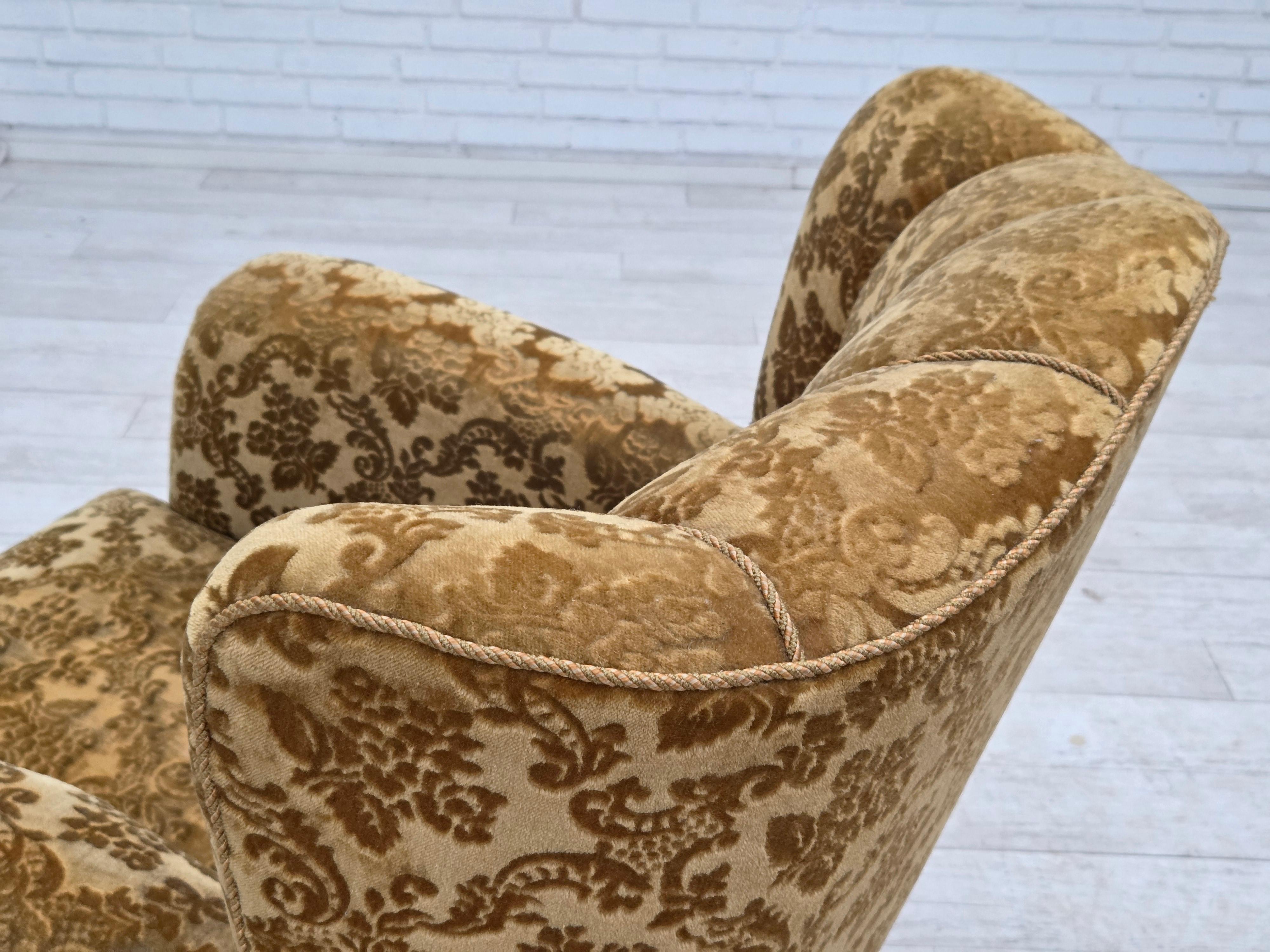 Años 50, sillón relax danés, muebles de terciopelo, madera de roble tallada. en venta 8