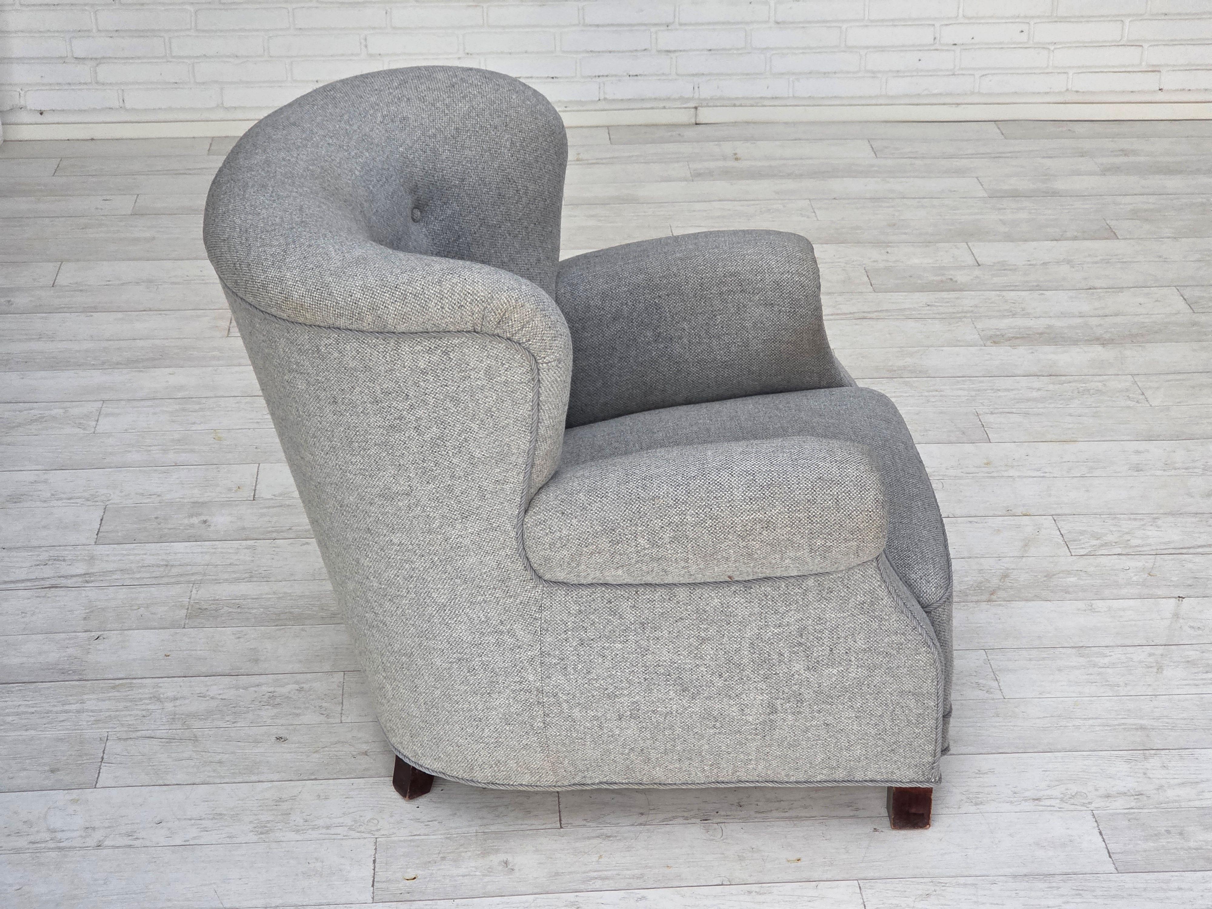 1950er Jahre, dänischer Relaxsessel von Fritz Hansen, Modell 1518, Möbelwollstoff. im Zustand „Gut“ im Angebot in Tarm, 82