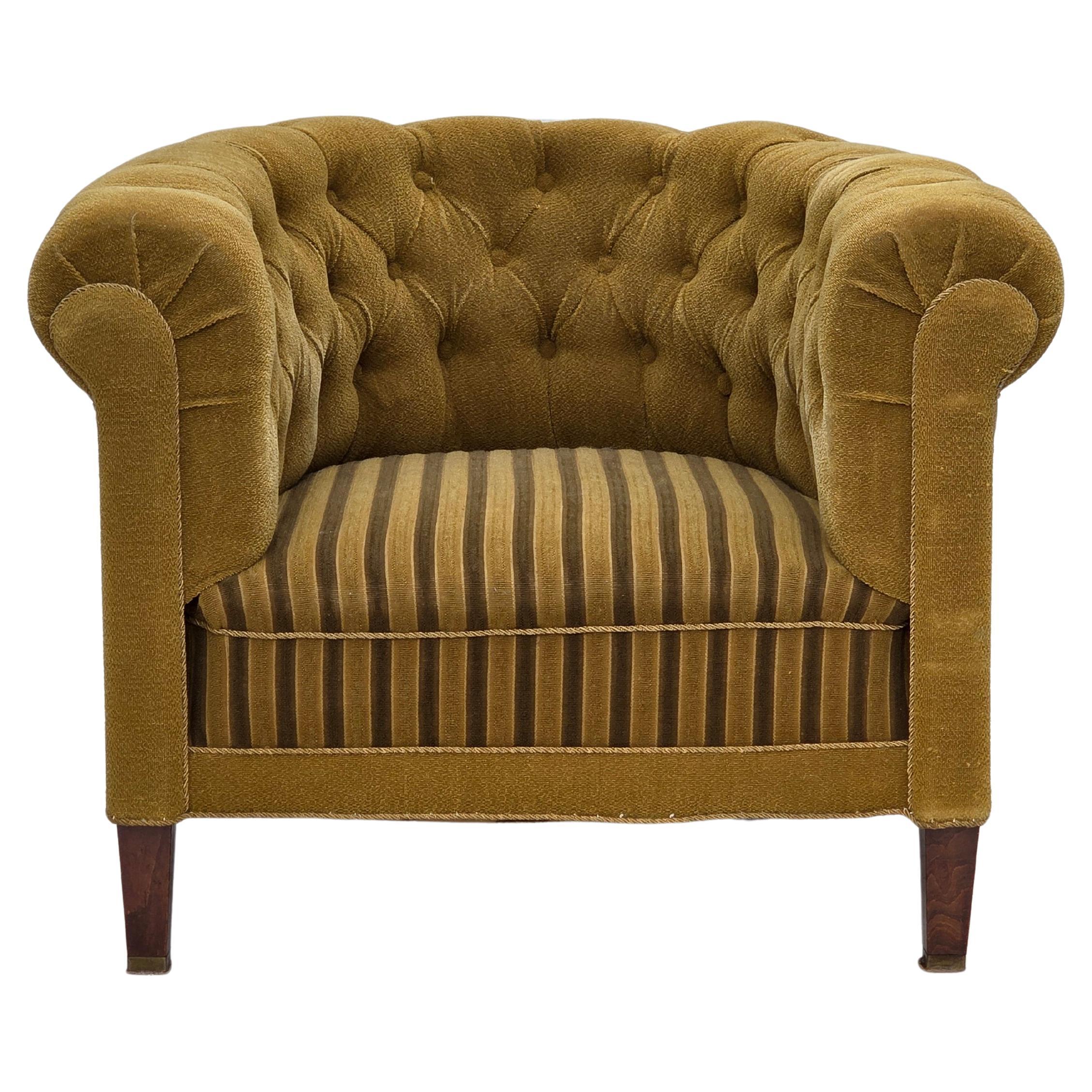 1950er Jahre, Dänischer Relaxsessel, grüne Möbelwolle, Eschenholz.