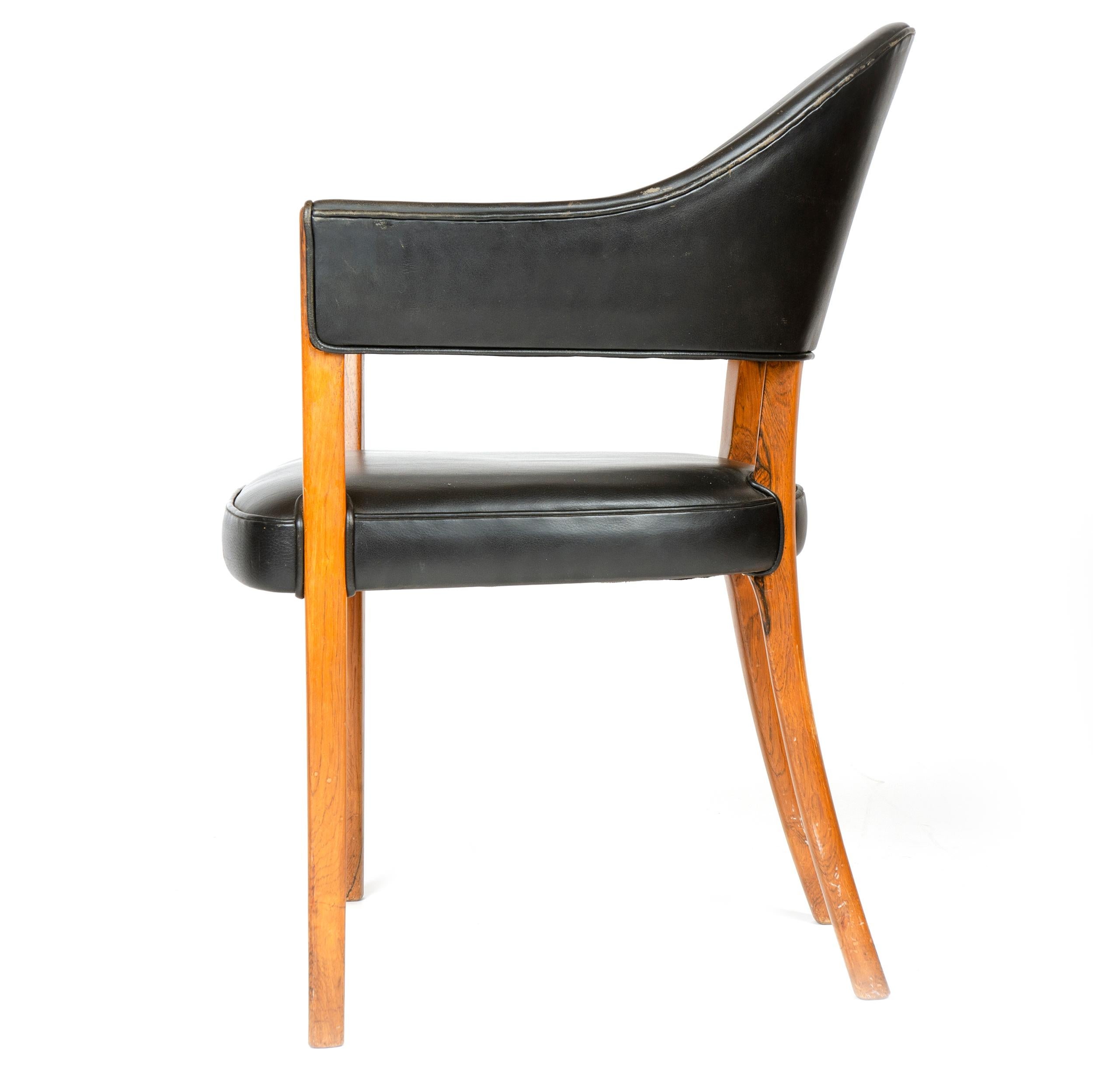 Dänischer Humpback-Sessel aus Rosenholz von Ole Wanscher für A. J. Iversen:: 1950er Jahre im Zustand „Gut“ im Angebot in Sagaponack, NY