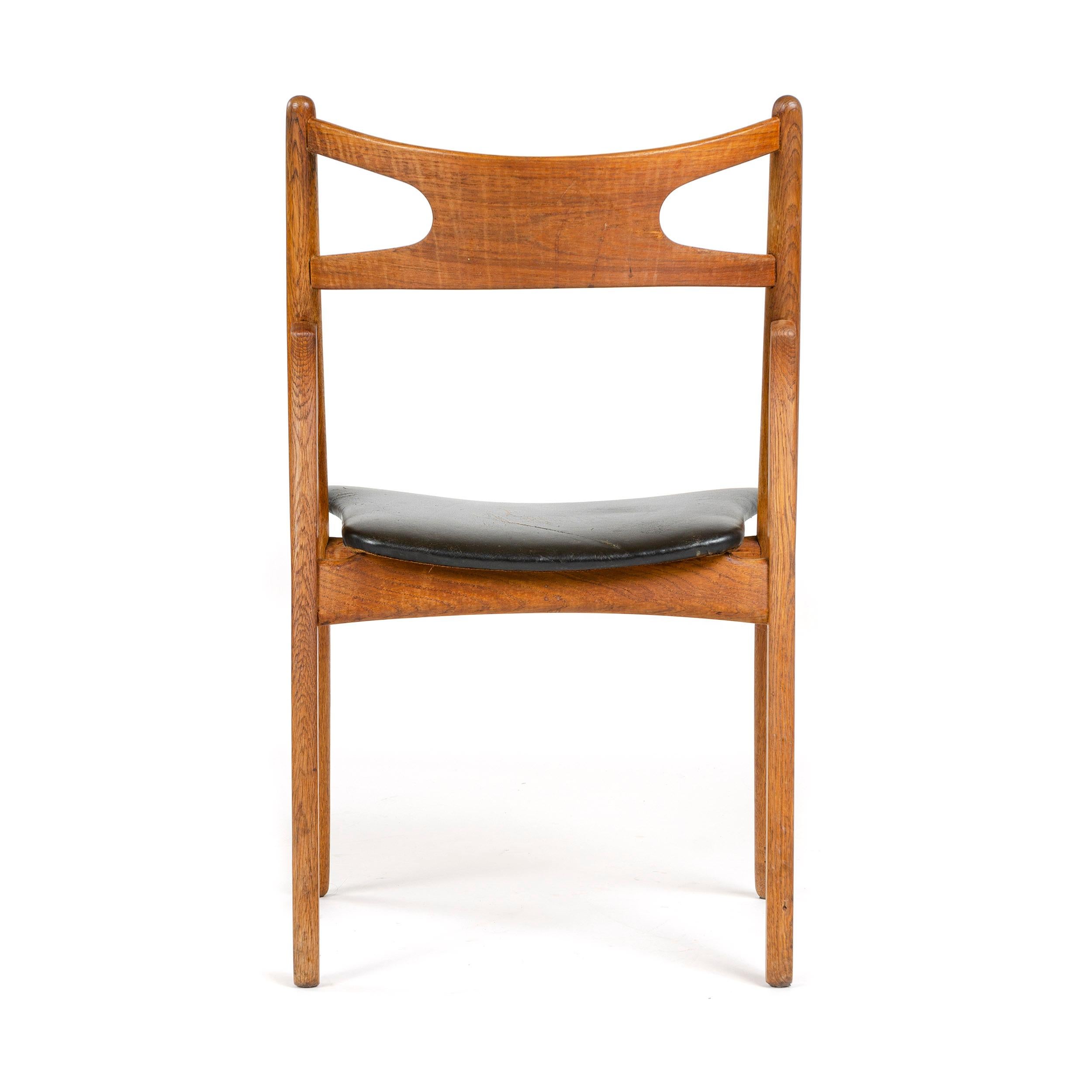 Mid-20th Century 1950s Danish Sawbuck Chair by Hans J. Wegner