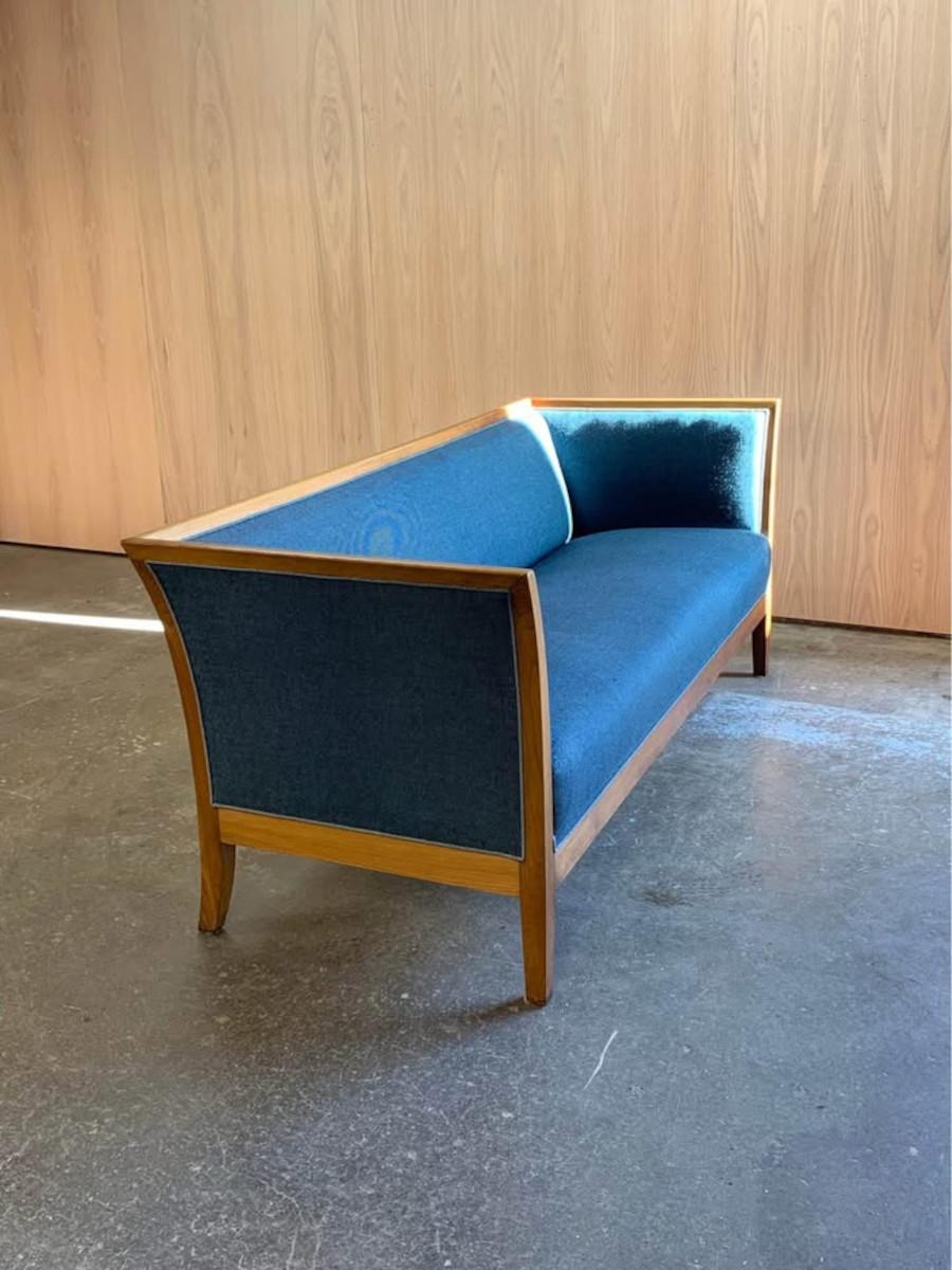 Milieu du XXe siècle Canapé danois des années 1950 par Frits Henningsen en vente