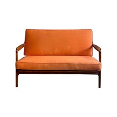 Loveseat danés de haya maciza de los años 50, por Edvard Kindt-Larsen para France & Daverkosen