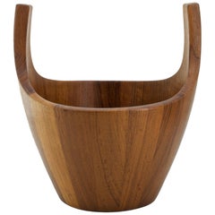 Quaich danese del 1950 in teak intagliato Centrotavola vichingo alato del Medioevo