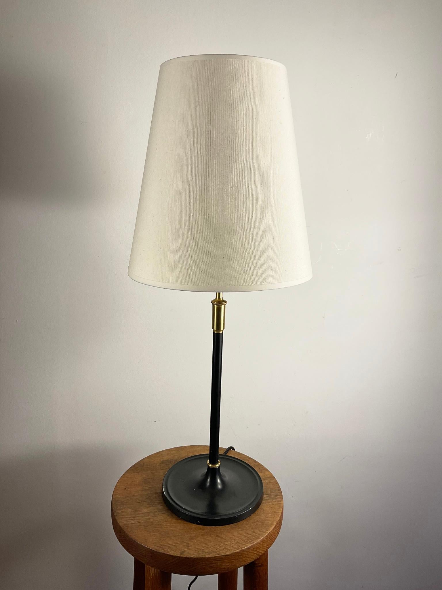 Scandinavian Modern 1950s Danish Table Lamp Designed by Aage Petersen Manufactured by Le Klint For Sale