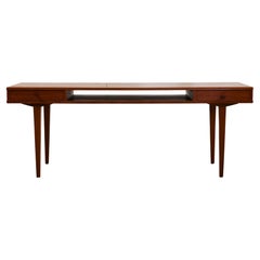 Table basse danoise en teck des années 1950 avec tiroirs et plateau coulissant