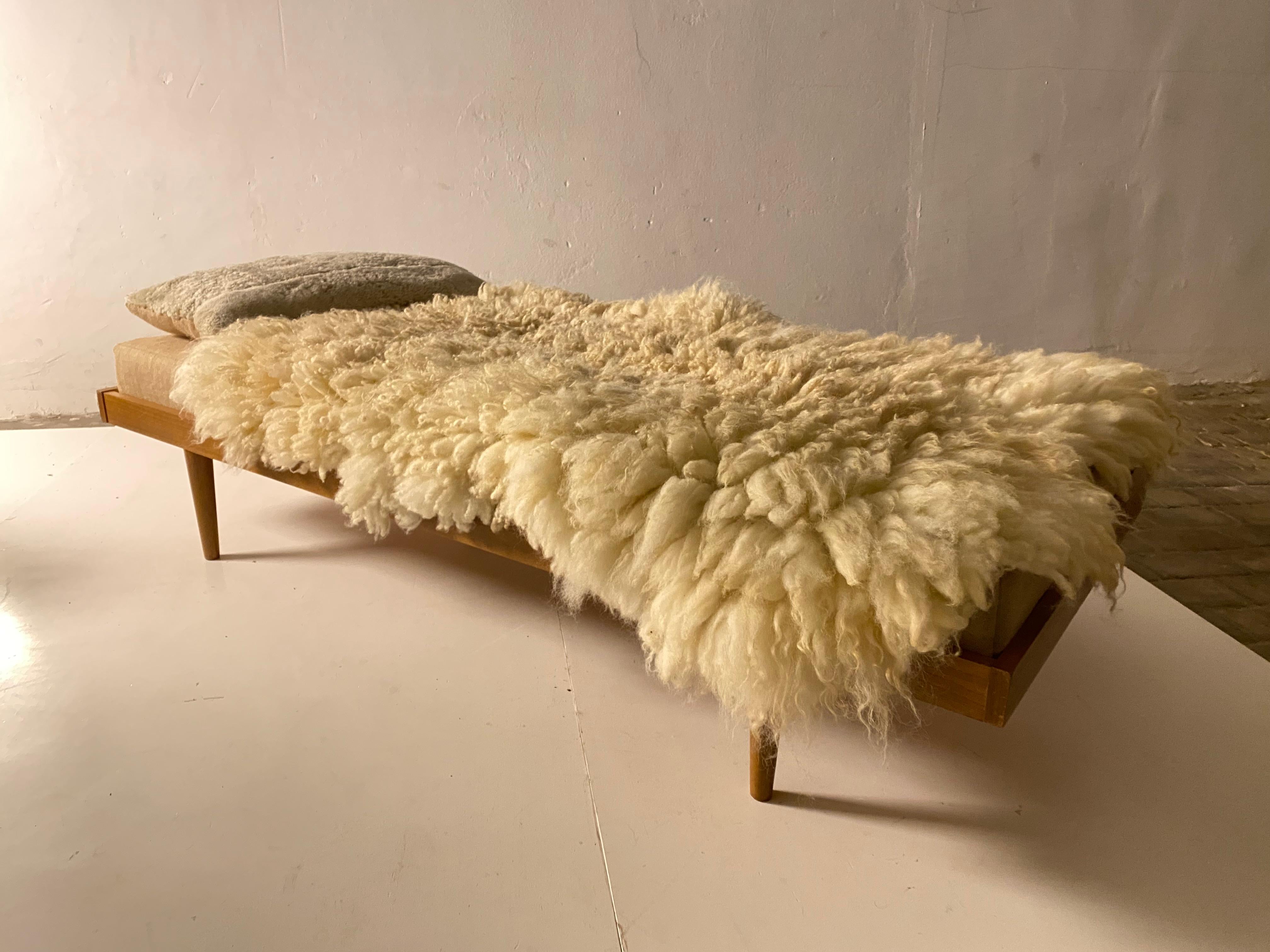 1950's Danish Teak Daybed with Felted Wensleydale Texel Sheep Wool & Raw Cotton 2