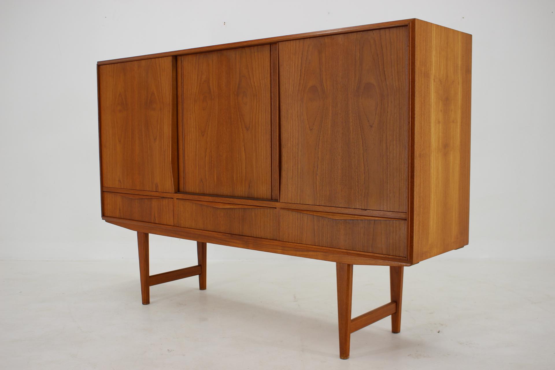 1950s Danish Teak Highboard by E. W. Bach for Sejling Skabe 4