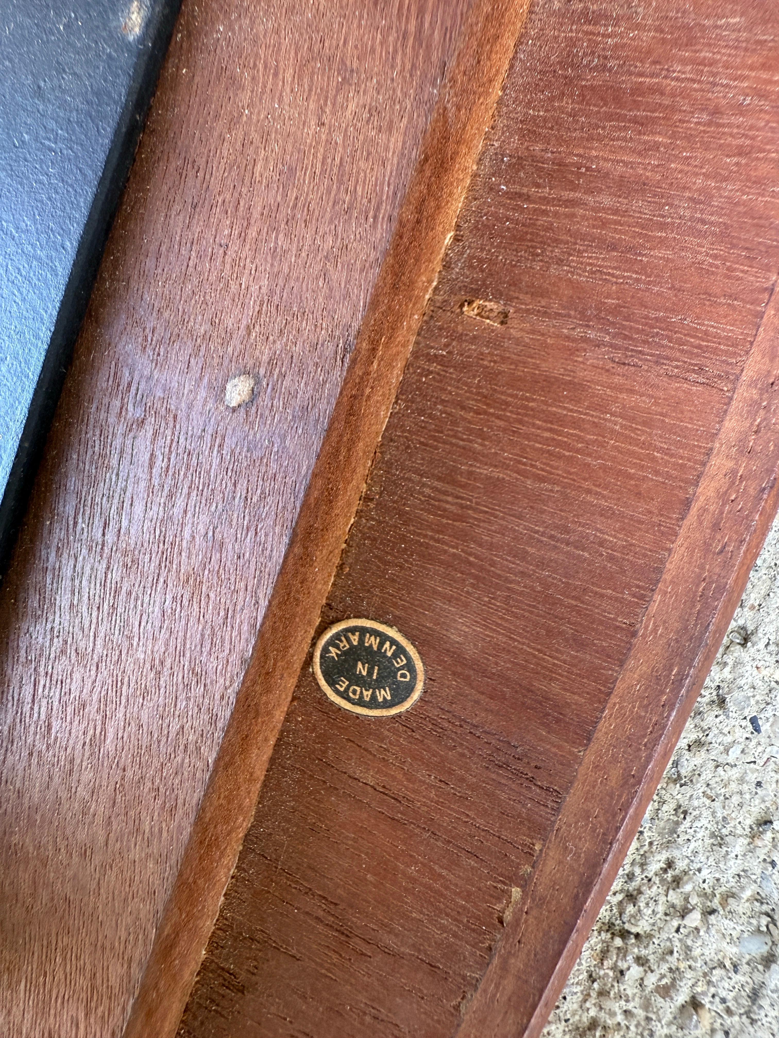 Tables gigognes danoises en teck des années 1950 - I Holm Sorensen en vente 11