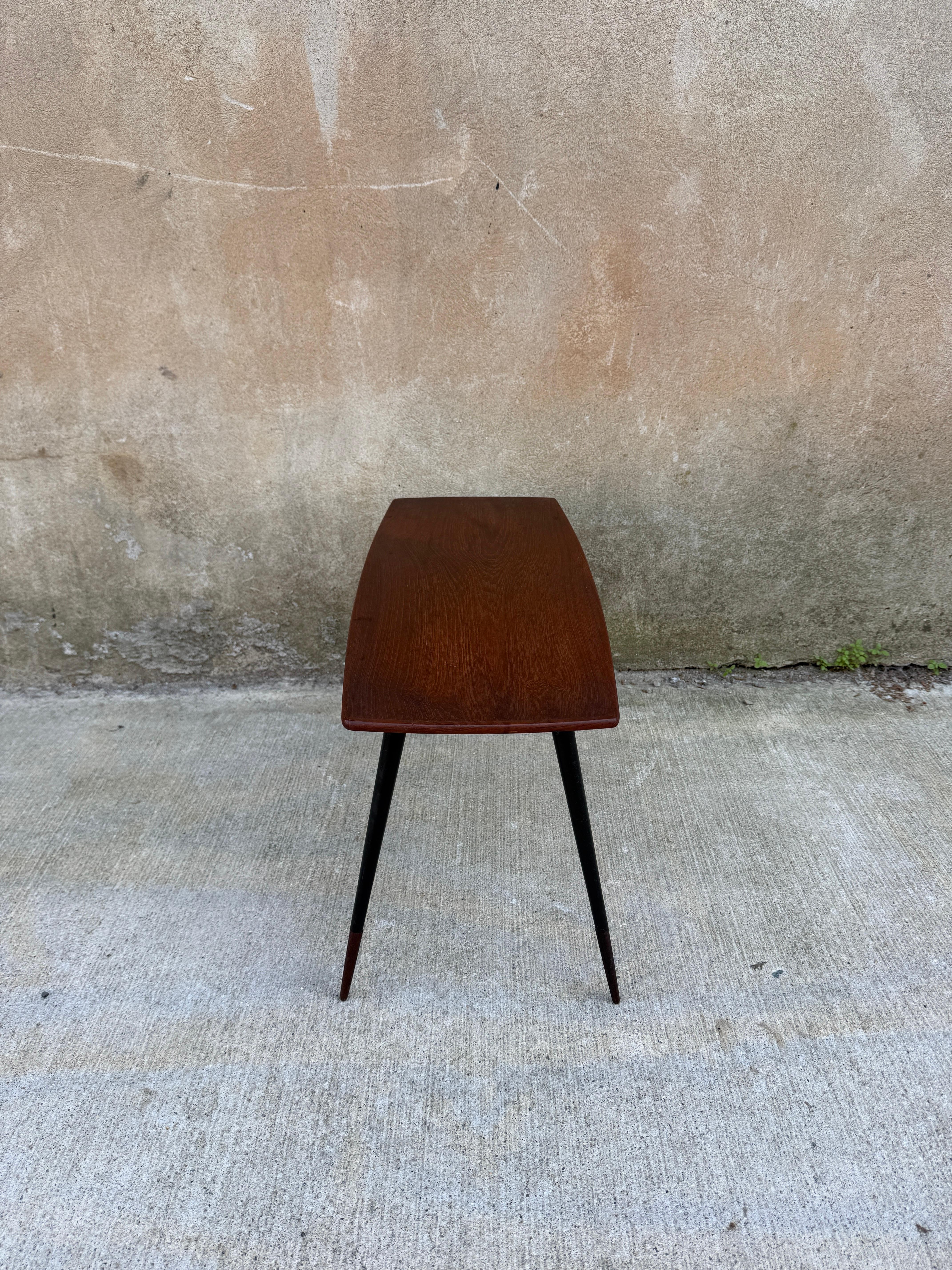 Teck Tables gigognes danoises en teck des années 1950 - I Holm Sorensen en vente