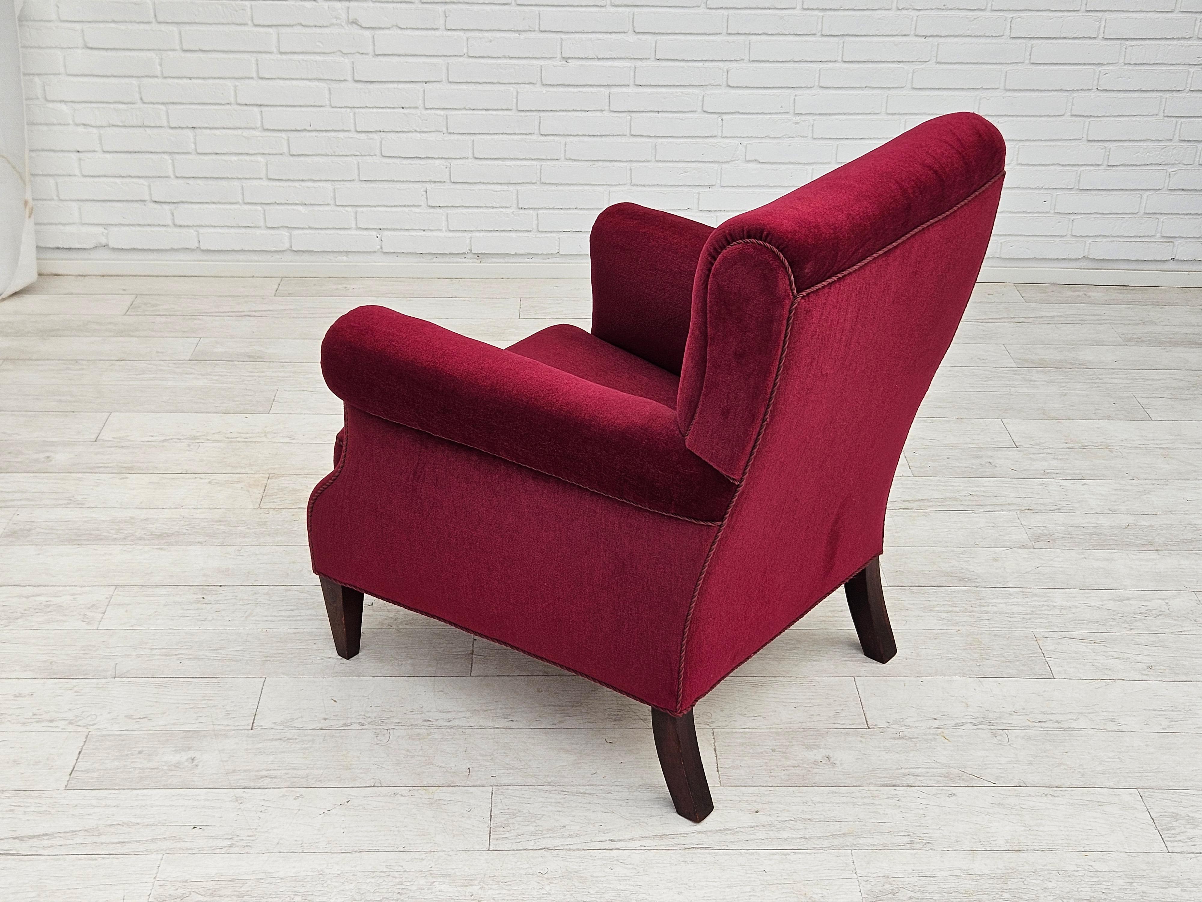 1950s, Danish vintage armchair in cherry-red velvet, original condition. 6