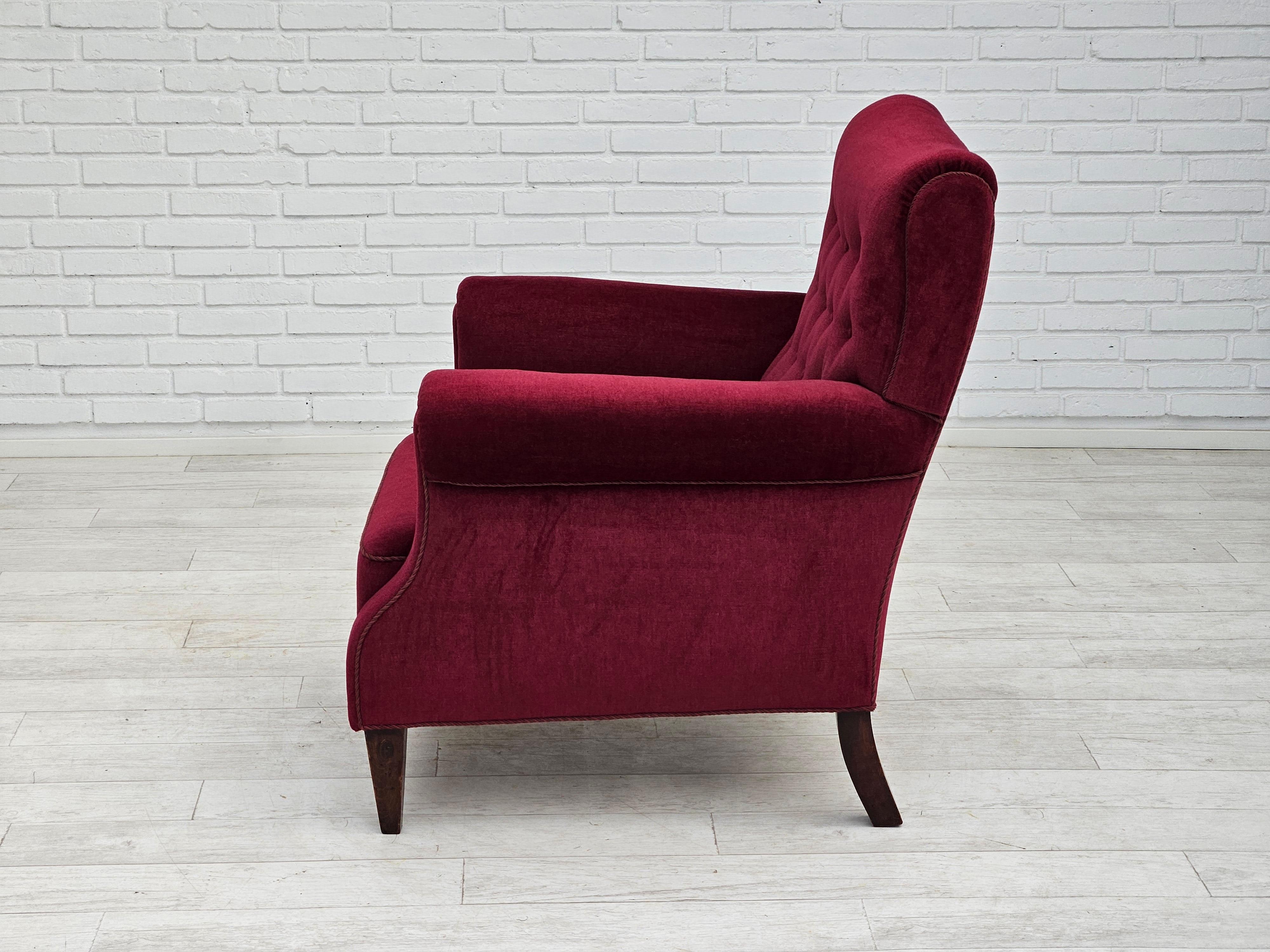 1950s, Danish vintage armchair in cherry-red velvet, original condition. 7