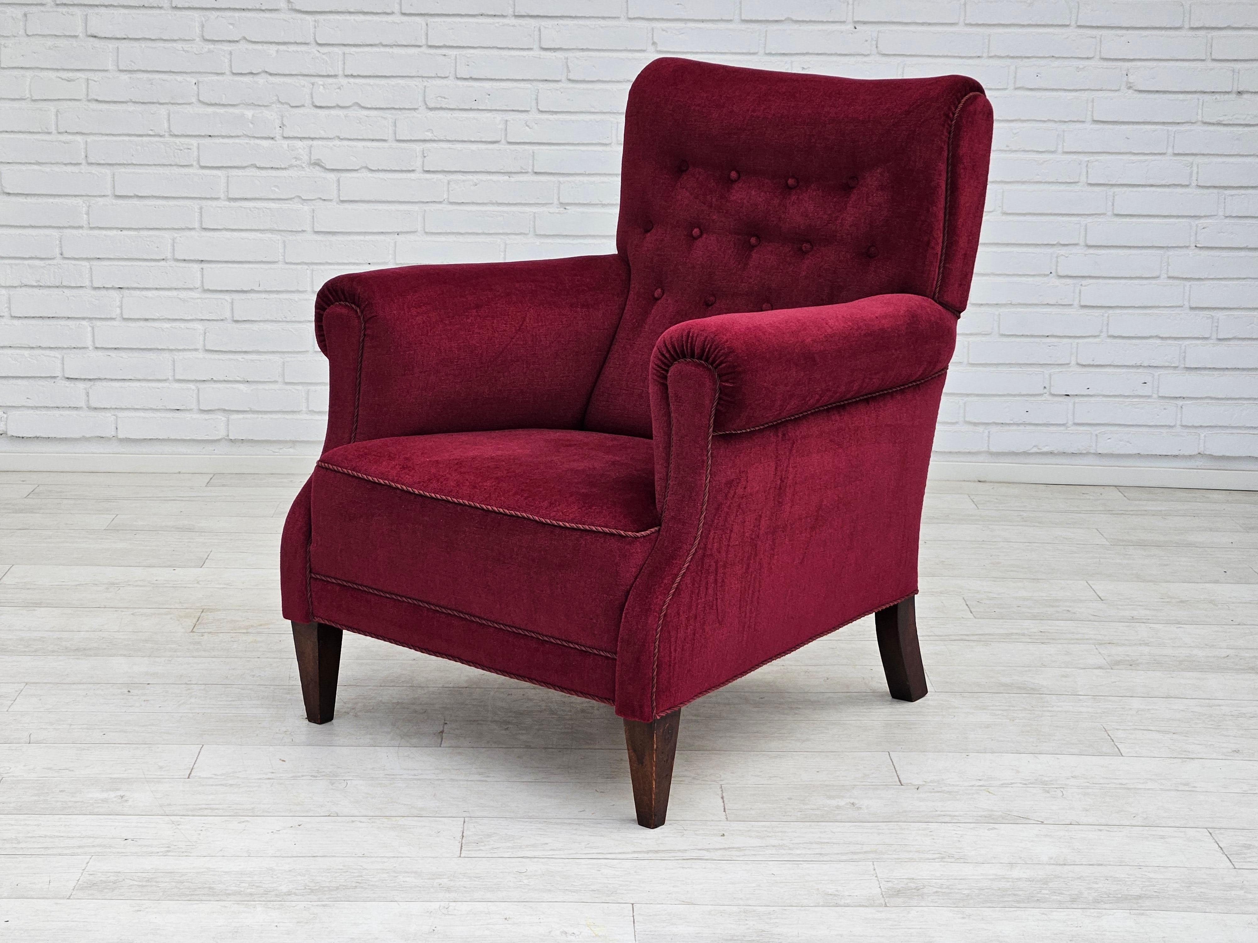 1950s, Danish vintage armchair in cherry-red velvet, original condition. 8