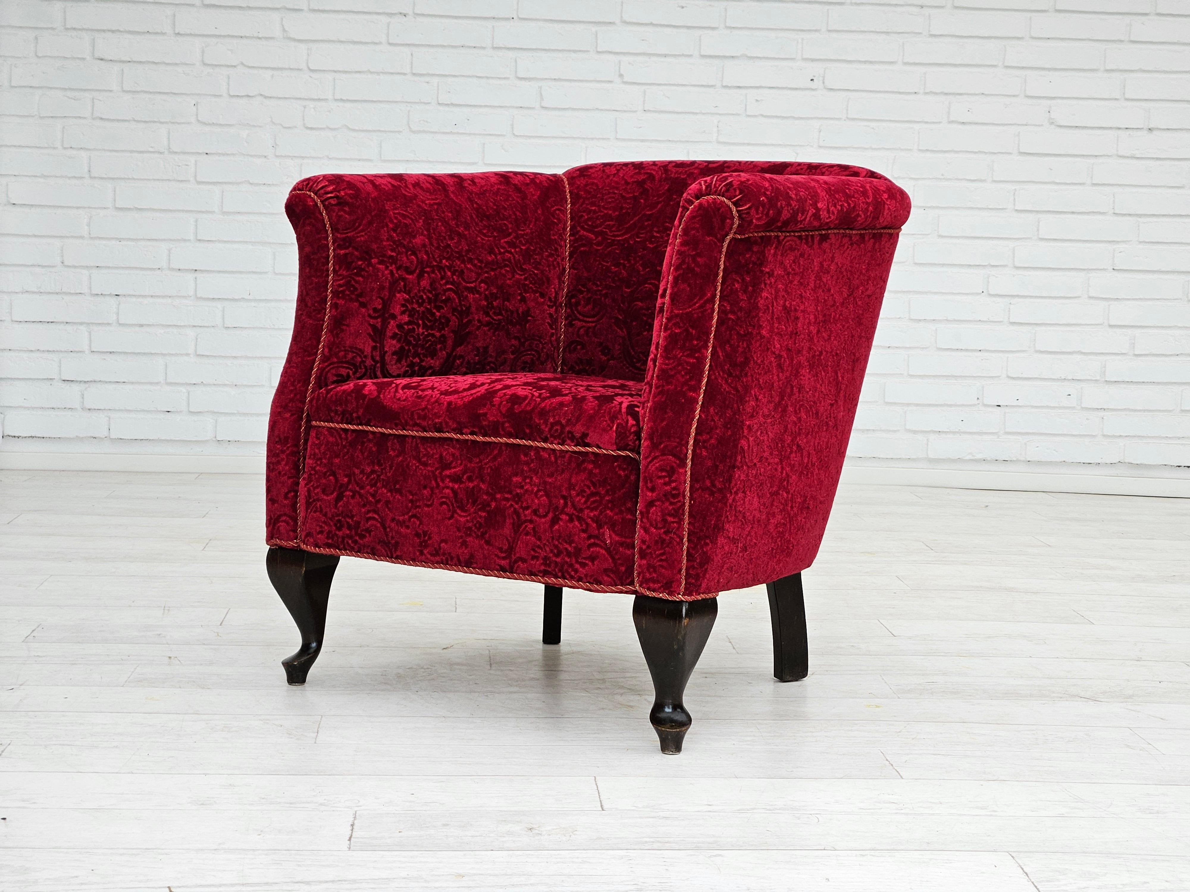 1950er Jahre, dänischer Vintage-Stuhl, roter Baumwoll-/Wollstoff, Buchenholz. im Angebot 4