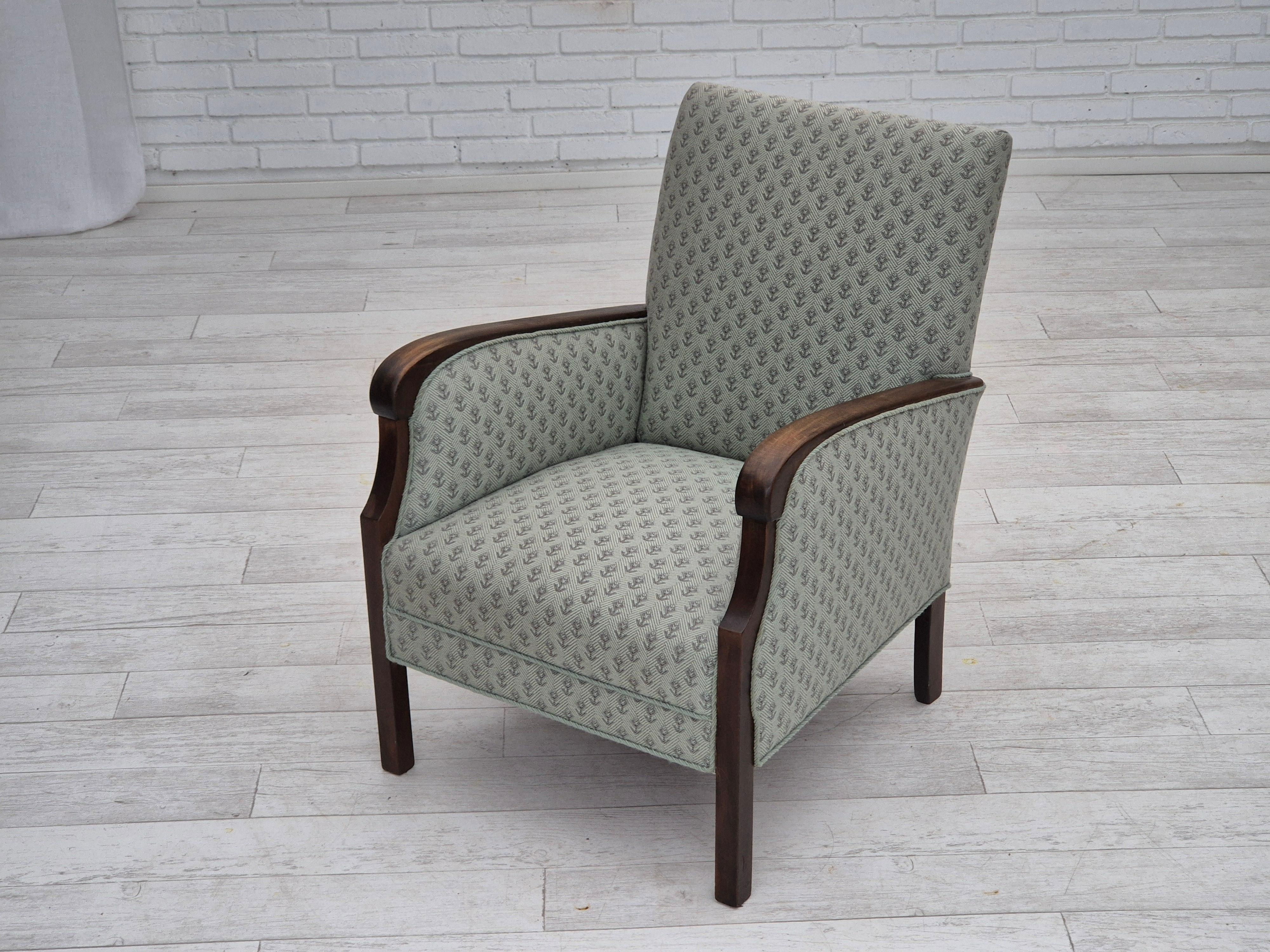Sillón danés vintage de los años 50, retapizado, tejido de mezcla de lana. en venta 5