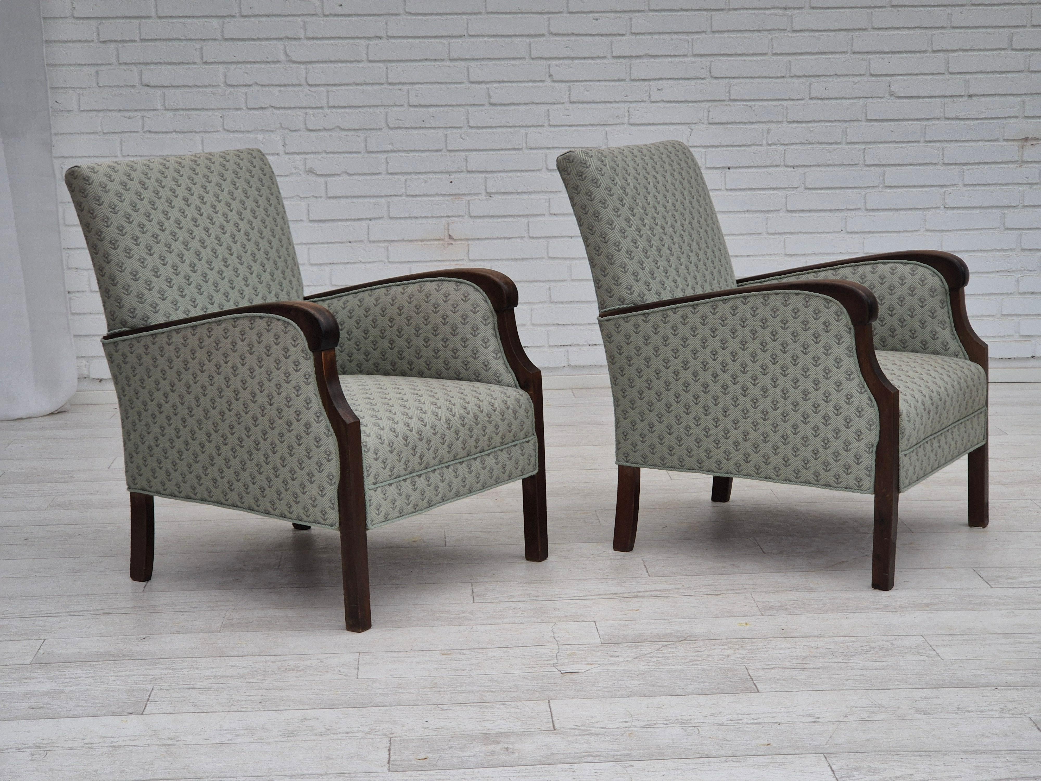 Sillón danés vintage de los años 50, retapizado, tejido de mezcla de lana. Danés en venta