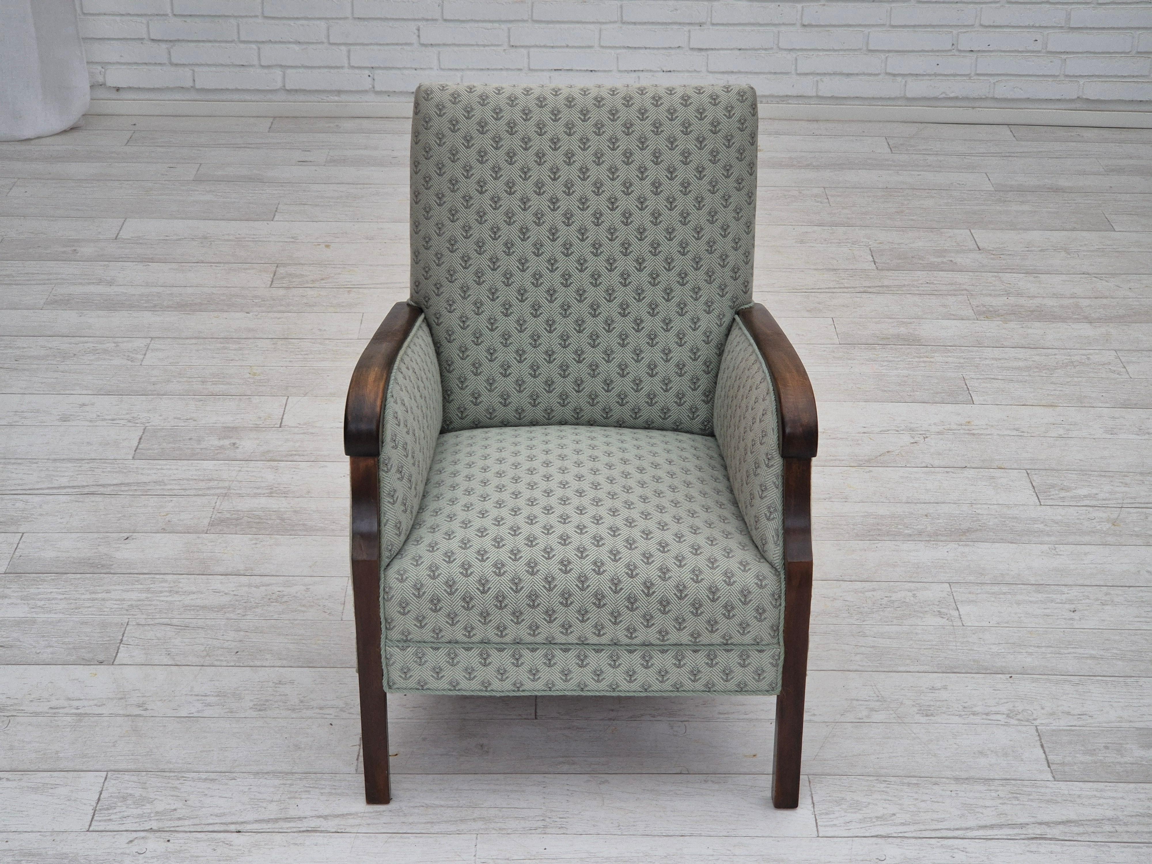 Sillón danés vintage de los años 50, retapizado, tejido de mezcla de lana. Tela en venta