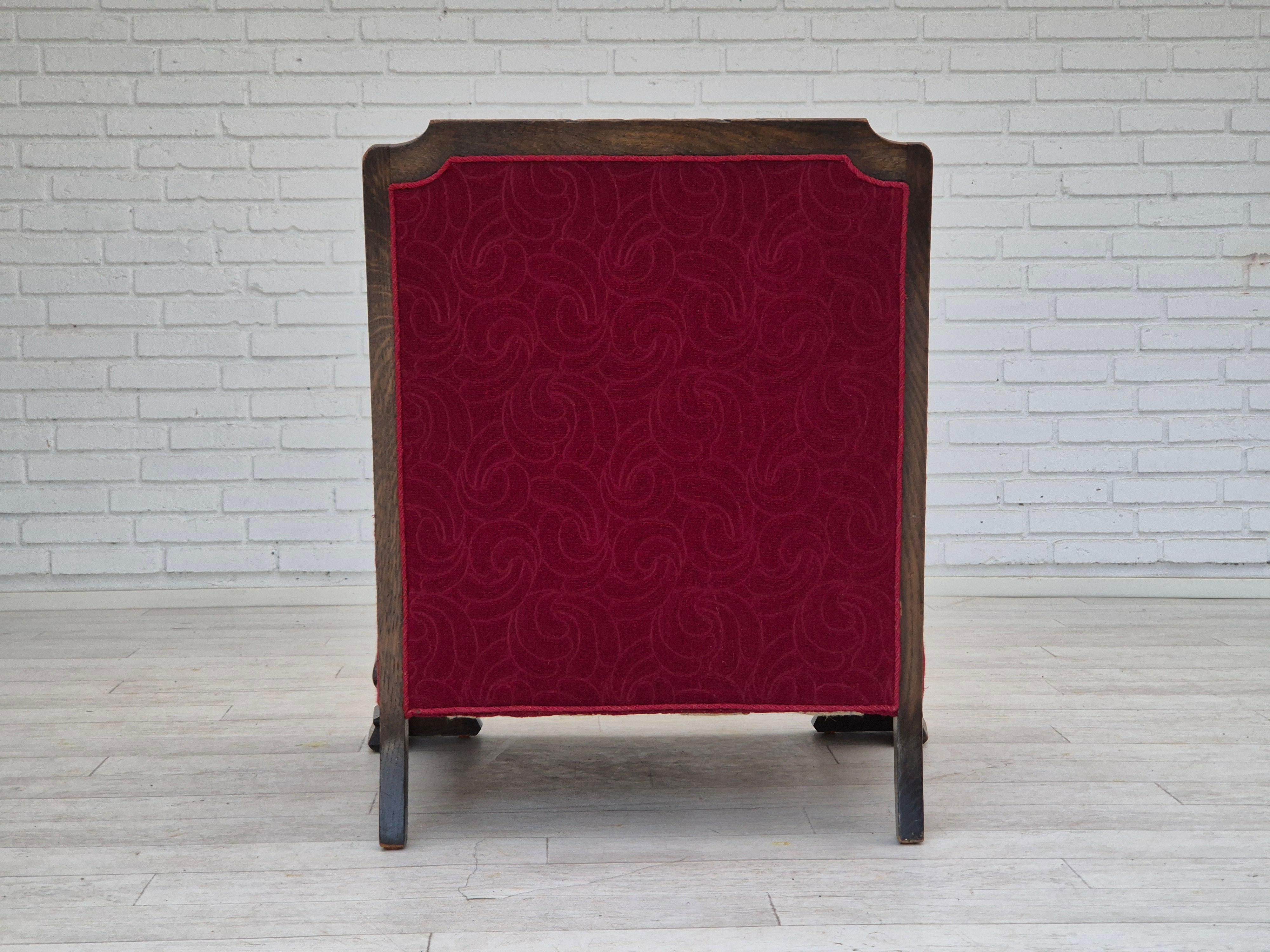 1950s, Danish vintage relax armchair, furniture fabric, oak wood, original. For Sale 1