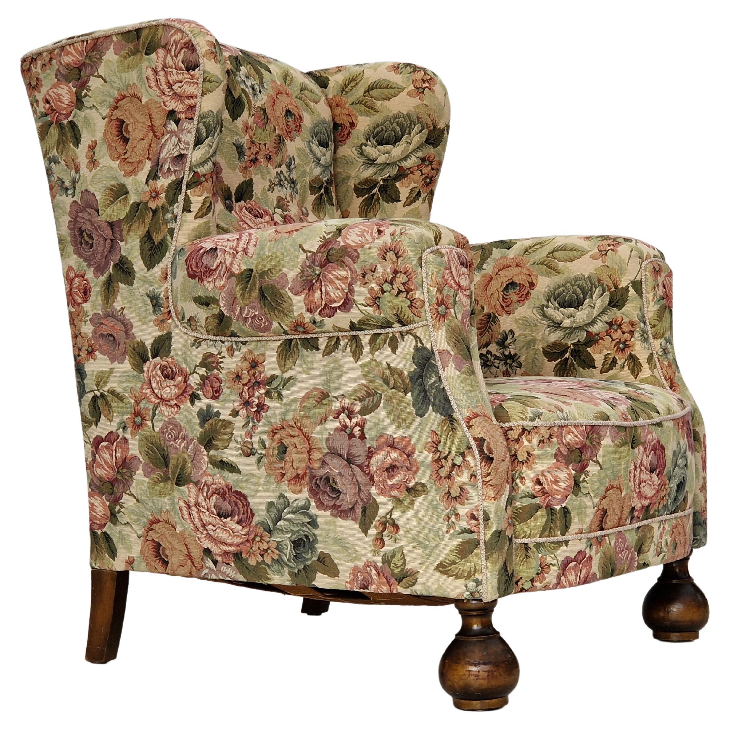 1950s, Danish vintage relax chair in "flowers" fabric, original condition. en vente