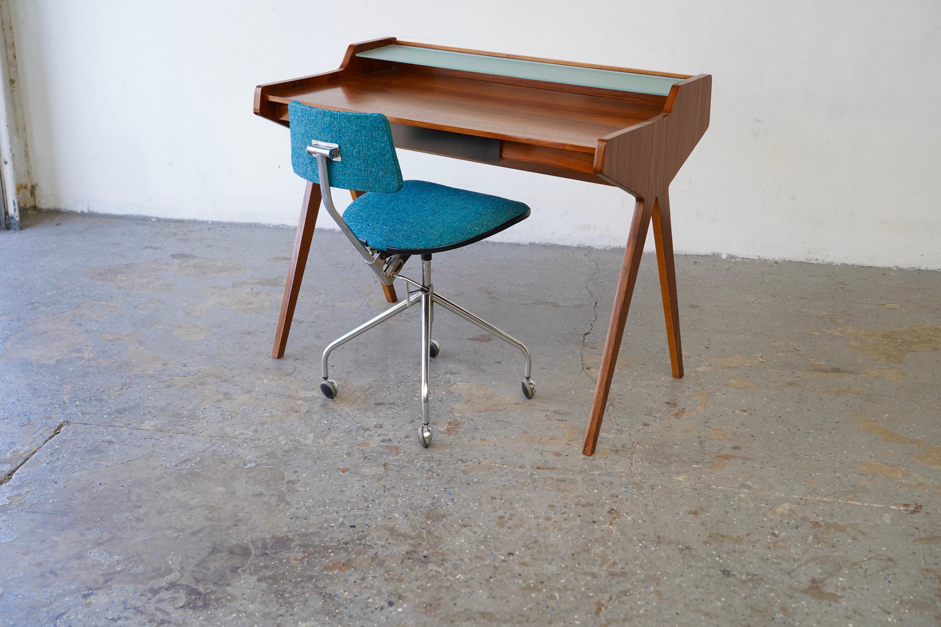 1950s Danish Writing Desk by Helmut Magg — Restored Design Classic For Sale 6