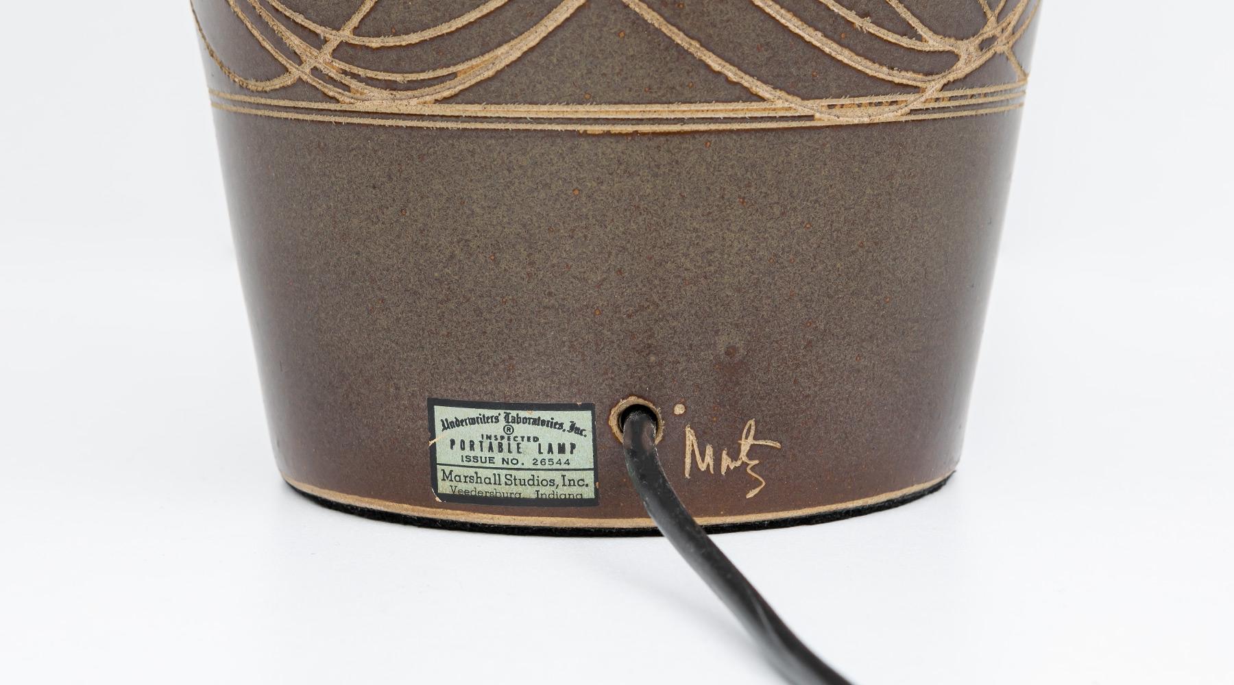 1950s Dark Brown Ceramic Table Lamp by Jane & Gordon Martz 'i' For Sale 2