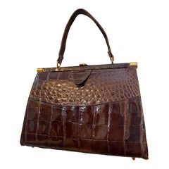 1950s Dark Brown Crocodile Handbag with Gold-Tone Hardware - Leather Lined