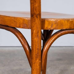 Chaises de salle à manger Baumann en bois foncé couleur Honey des années 1950 - Bonne quantité disponible