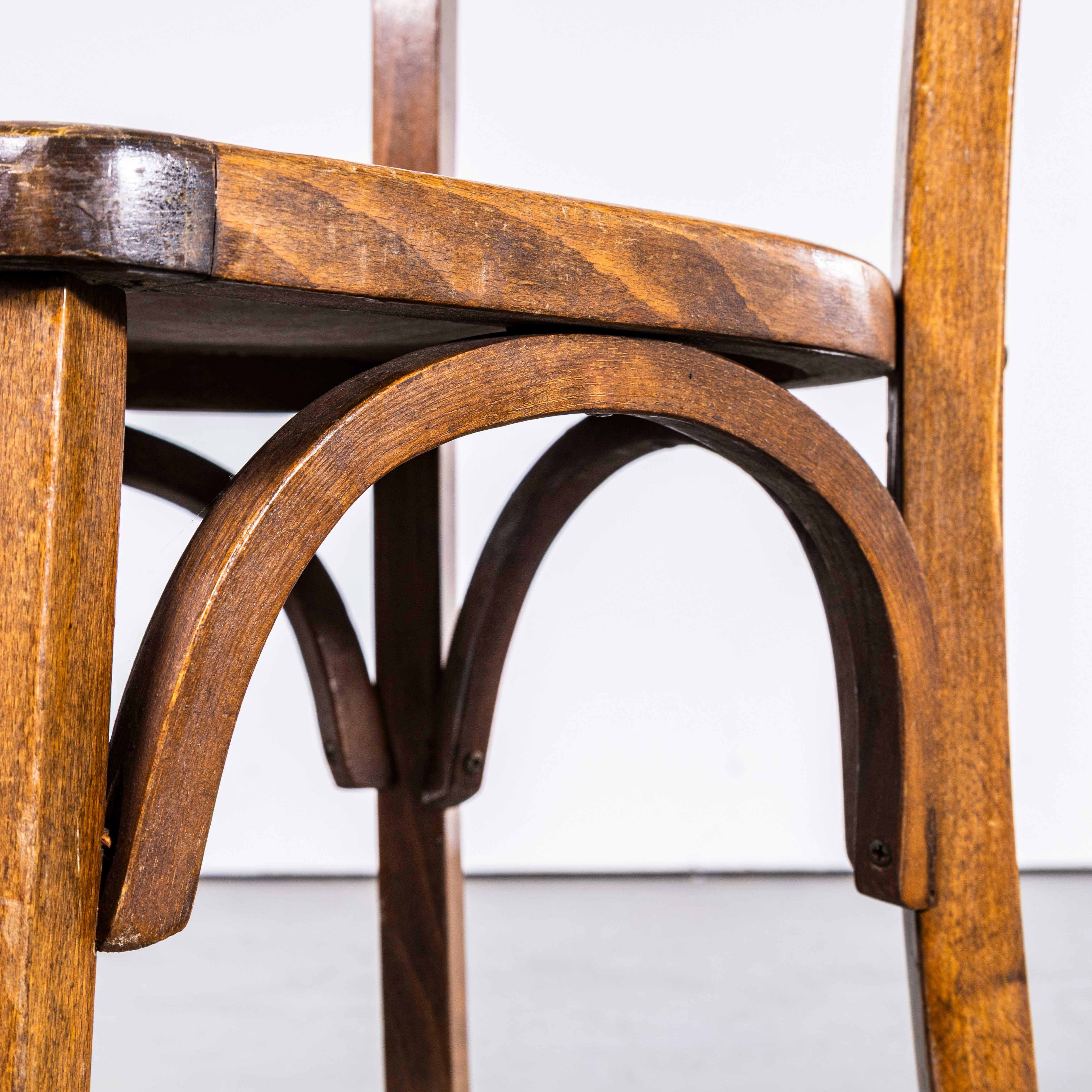 Faggio Sedia da pranzo a barra singola in legno di quercia scura degli anni '50 - Piccolo lotto disponibile in vendita