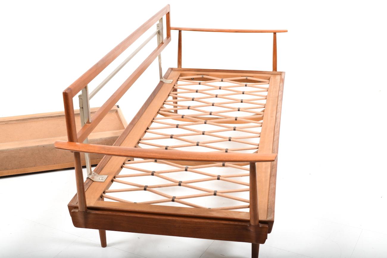 1950s Daybed Knoll Antimott For Sale 9