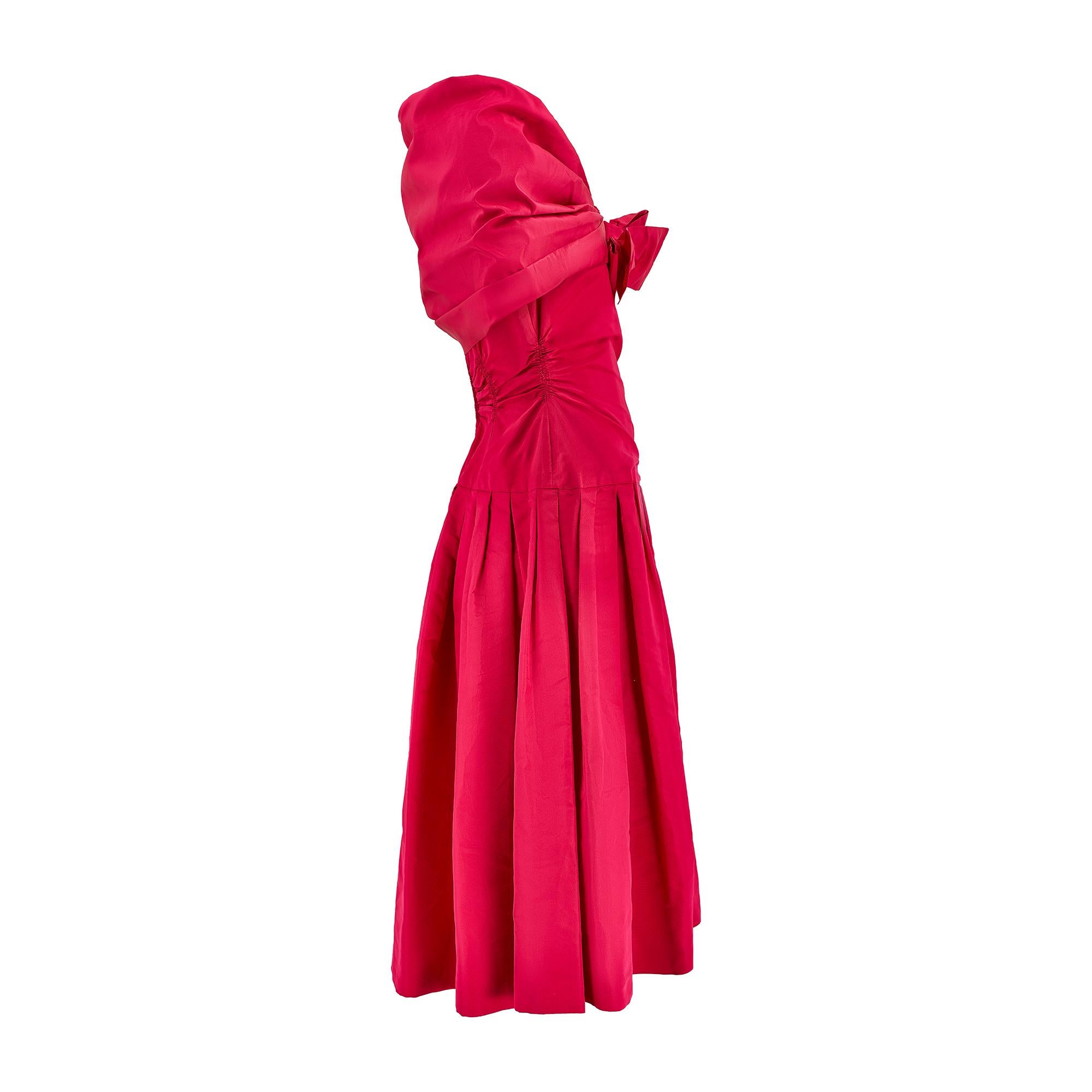1950s De Pinna Pink Silk Evening Dress with Matching Capelet Pour femmes en vente