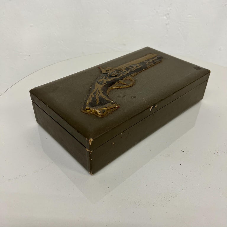 1950s Decorative Old Pistol Box Sectioned Jewelry Case Distressed Vintage For Sale 6