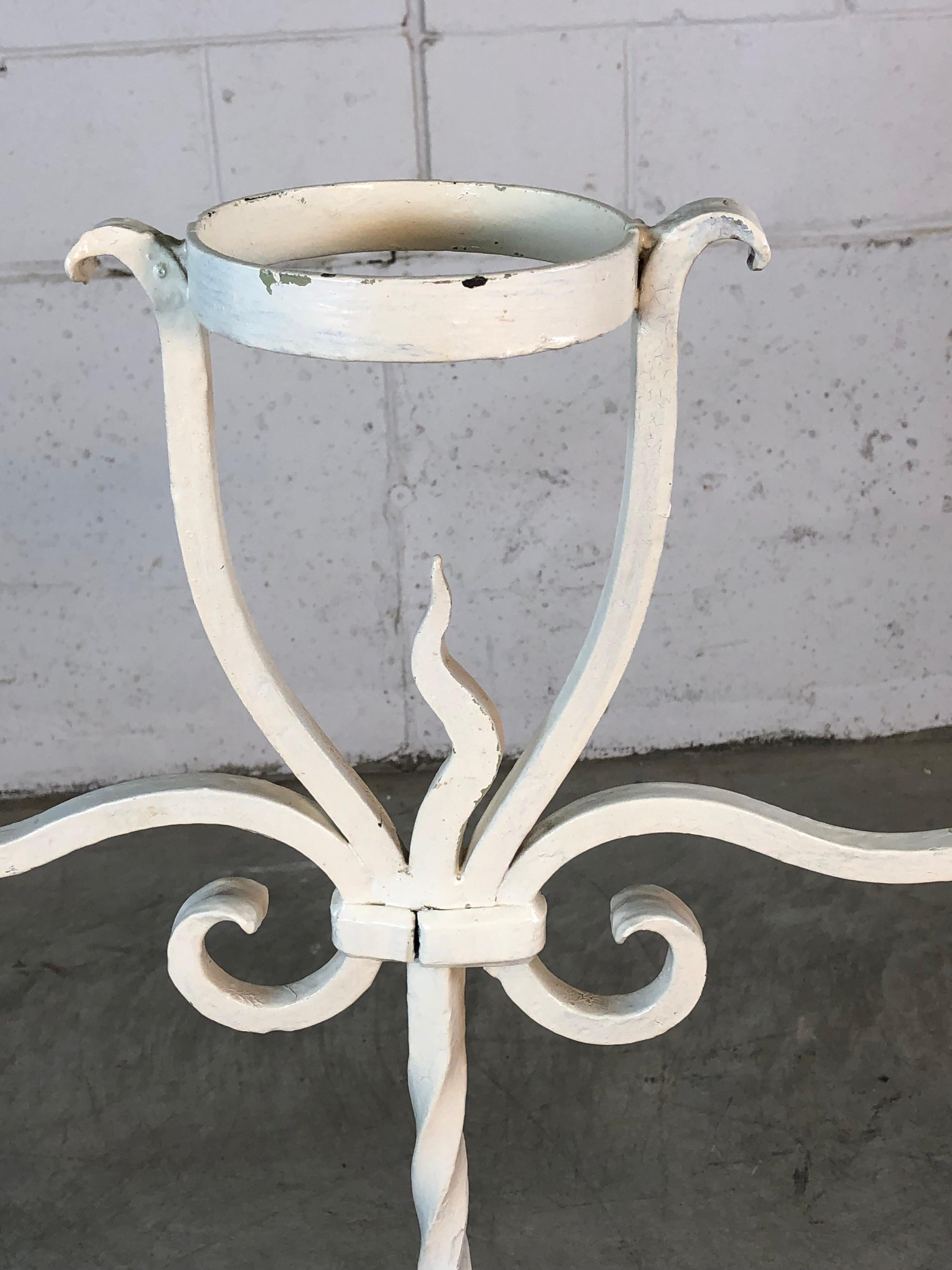 Hollywood Regency 1950s Decorative Wrought Iron Plant Stand For Sale