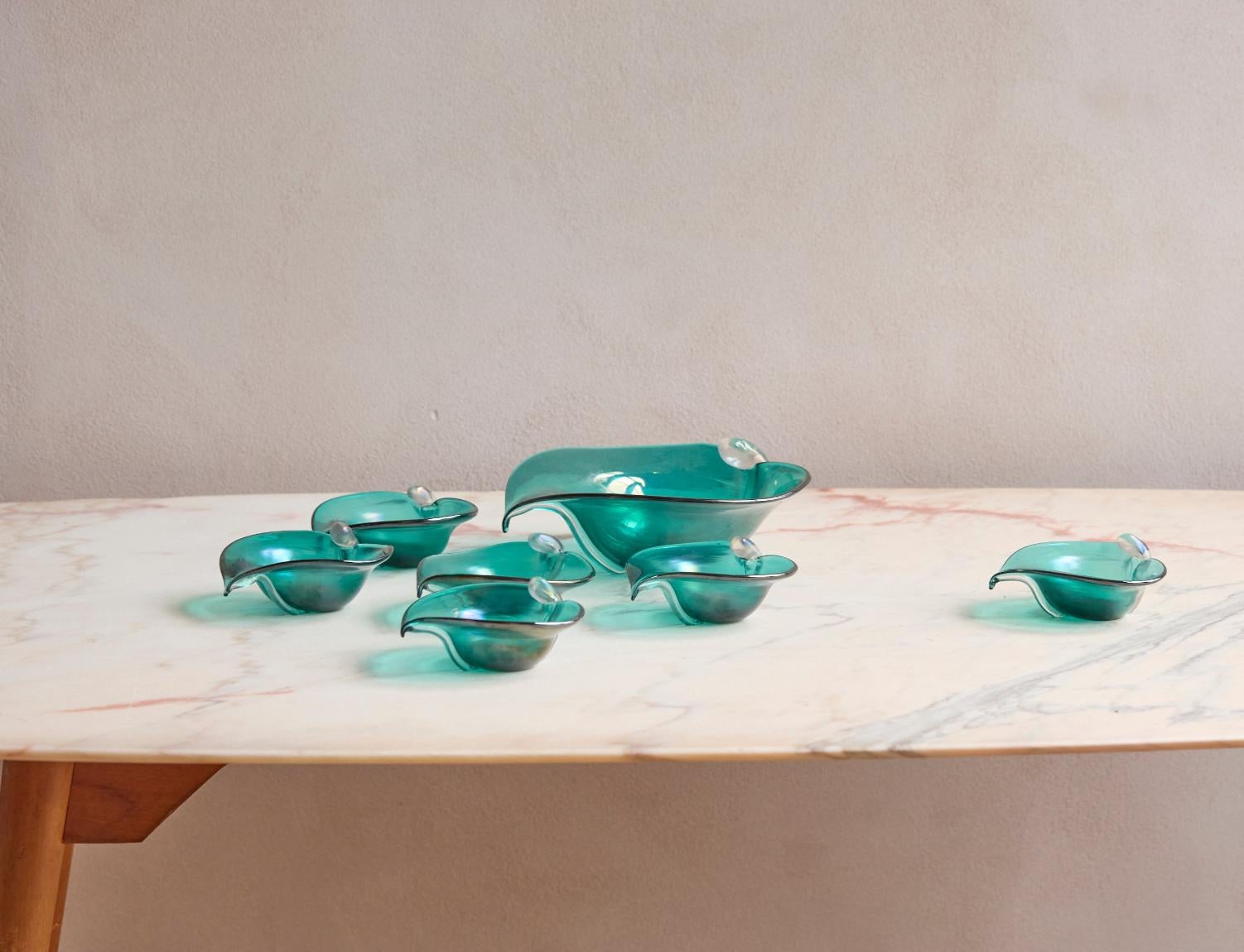 1950s Deep Marine Leaf Set by Alfredo Barbini- Bowl & 6 Cups For Sale 4