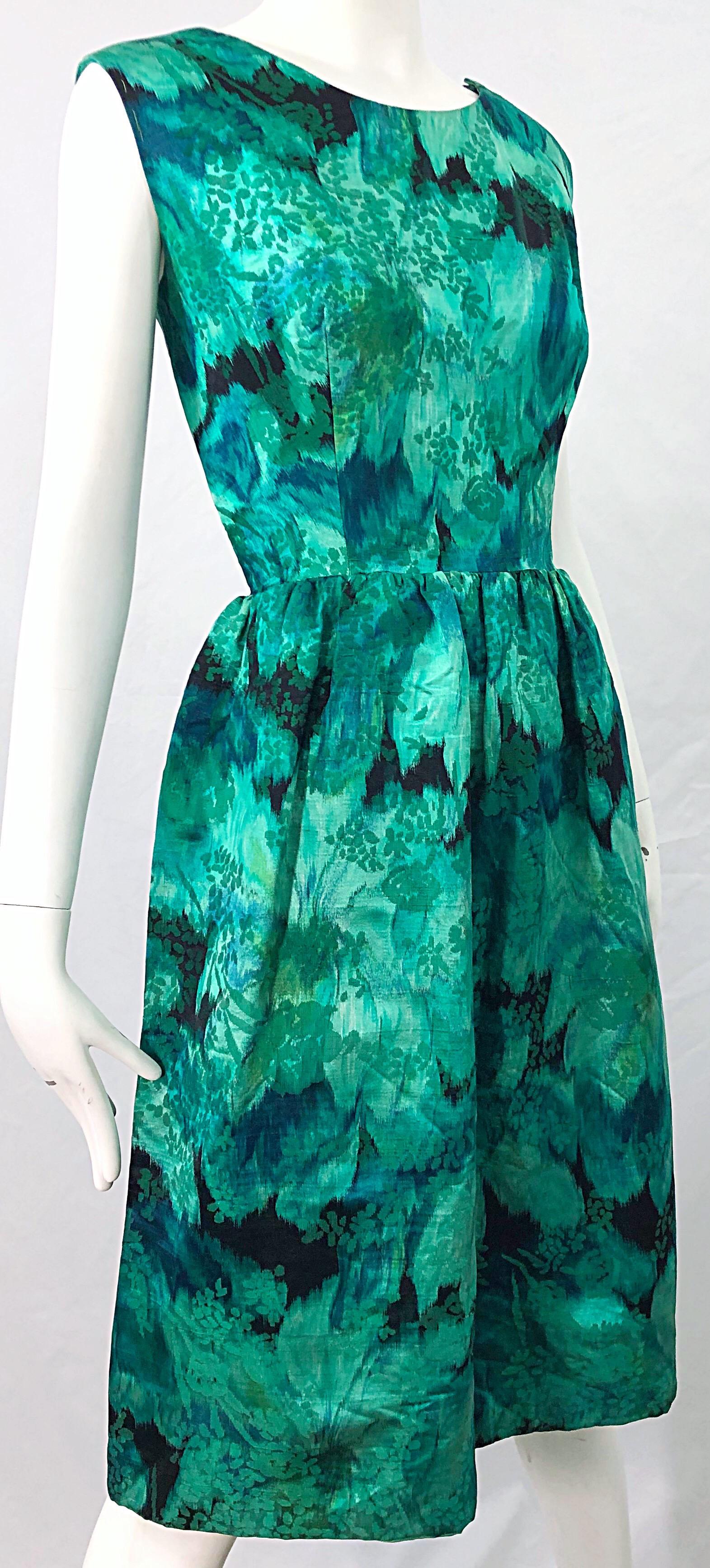 1950s Demi Couture Green Botanical Floral Silk Fit n' Flare Vintage 50s Dress For Sale 4