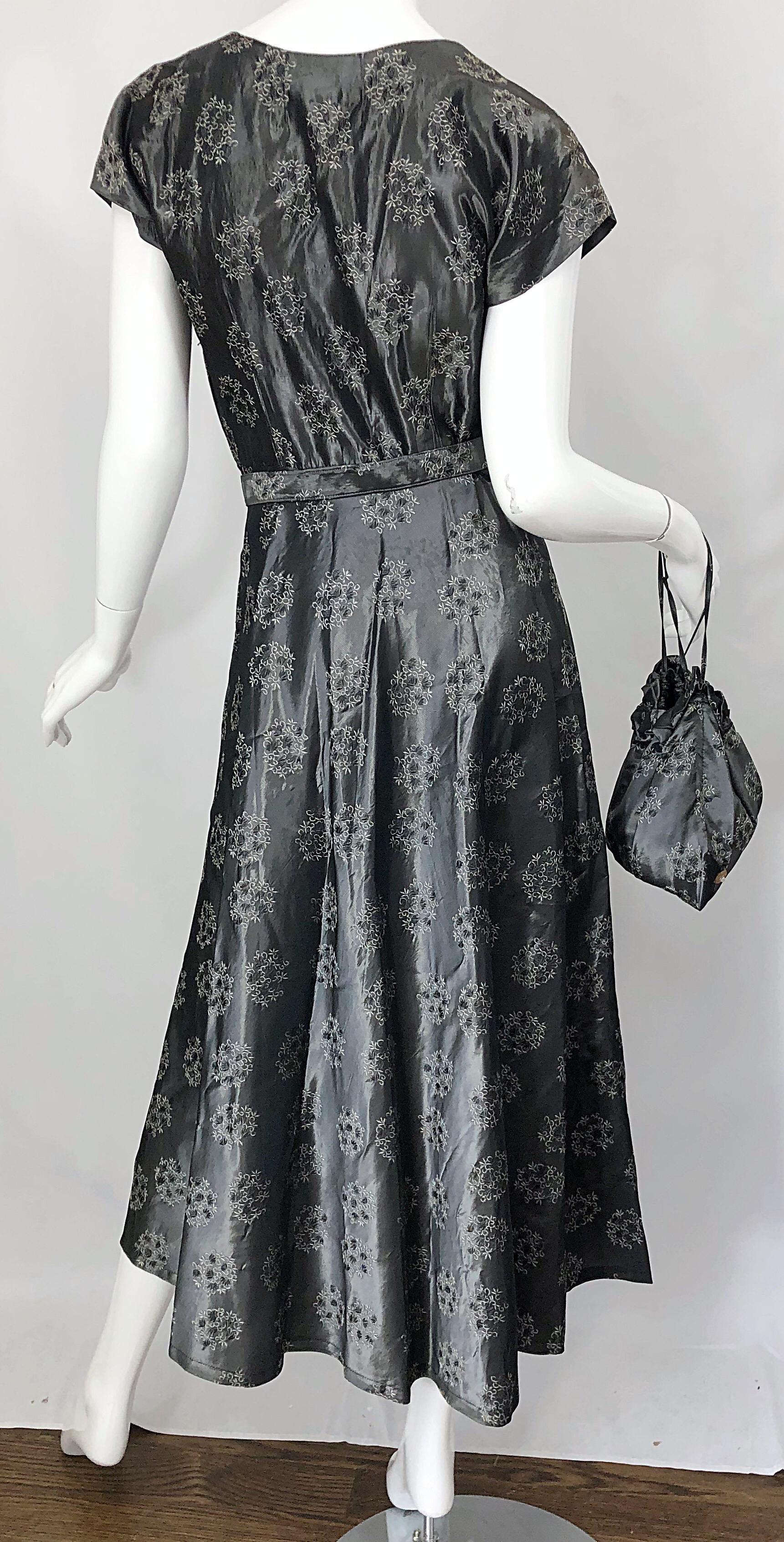 1950s Demi Couture Gunmetal Silver Grey Silk Taffeta Vintage Dress and Purse Bag For Sale 2