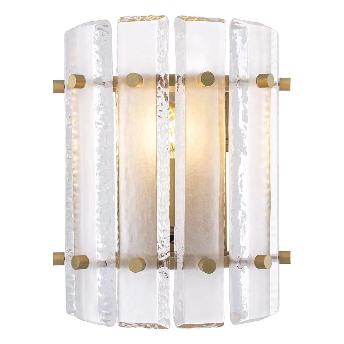 Contemporary 1950s Design And Art Deco Style Brass and Live Edges Glass Wall Light For Sale
