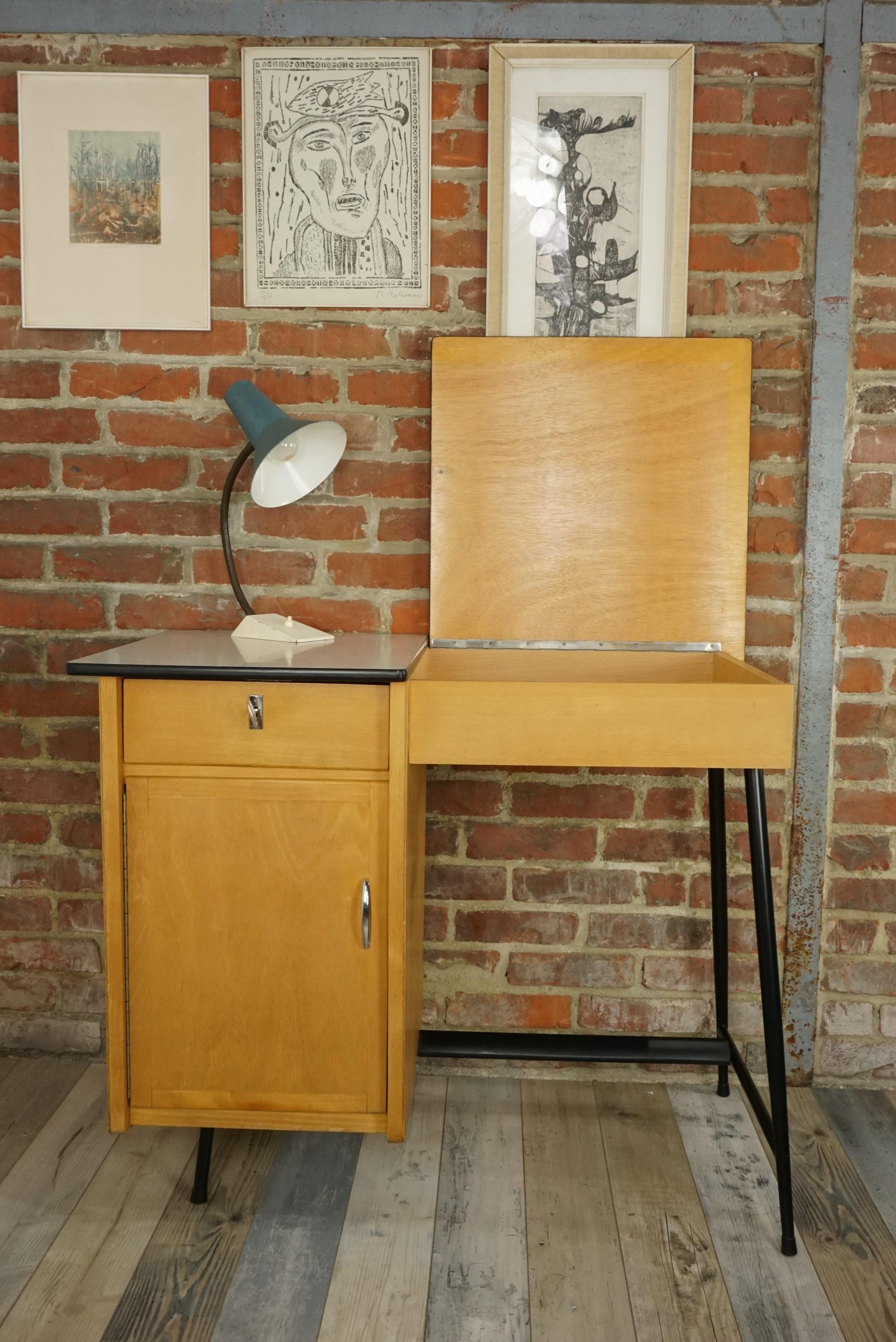 1950s Design Black Metal and Wooden Desk 9