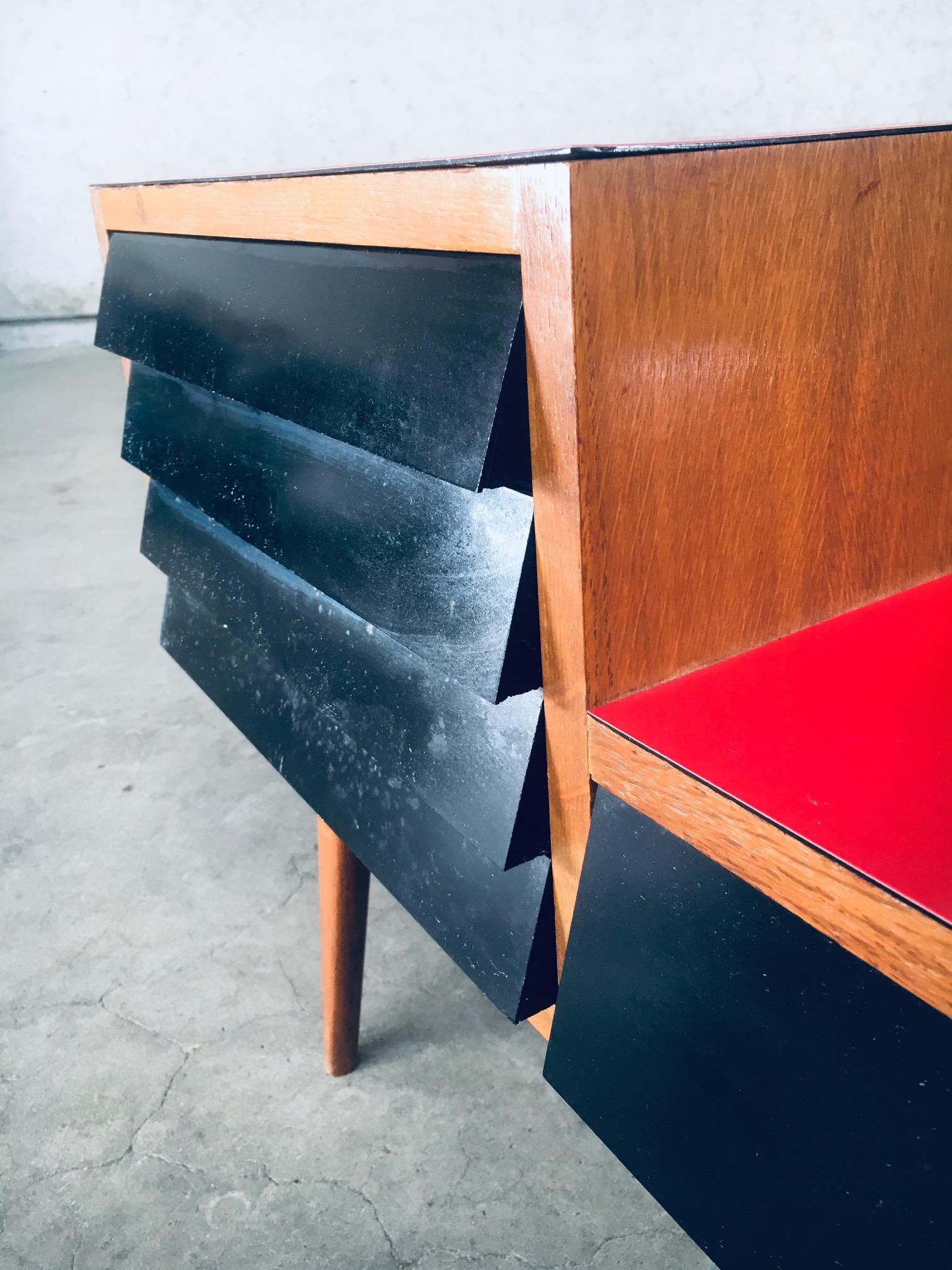 1950's Design Hi Fi Record Player Cabinet by Manufrance For Sale 9