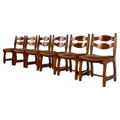 Diseño de los años 50 Juego de 6 sillas de madera de roble y asiento de terciopelo