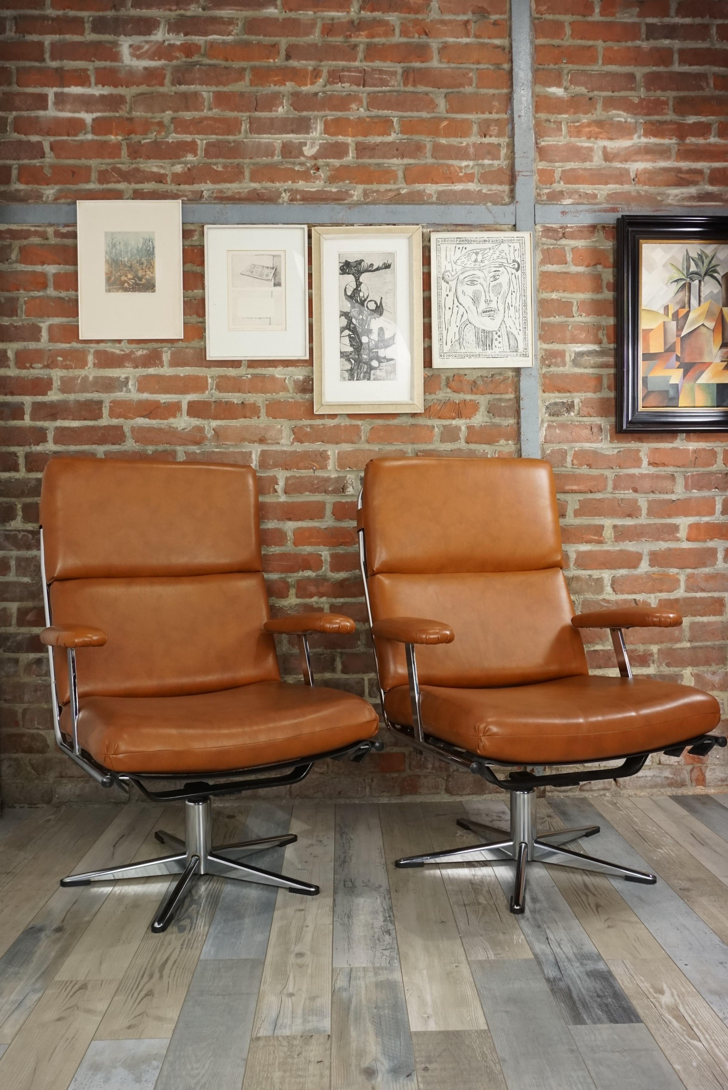 1950s Design Pair of Lounge and Swivel Armchairs 13