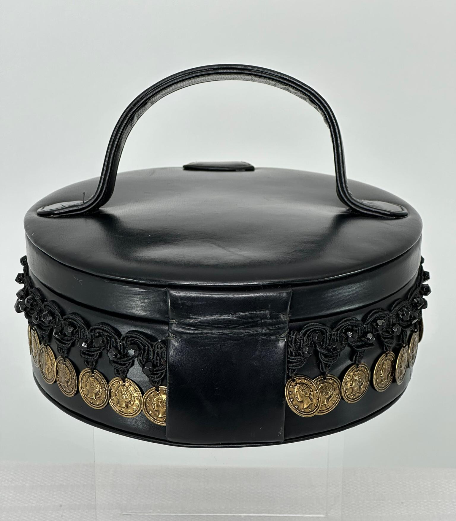 1950 Deutz Nero Maniglia superiore in pelle Moneta d'oro e perline Borsa novità Vtg. in vendita 2