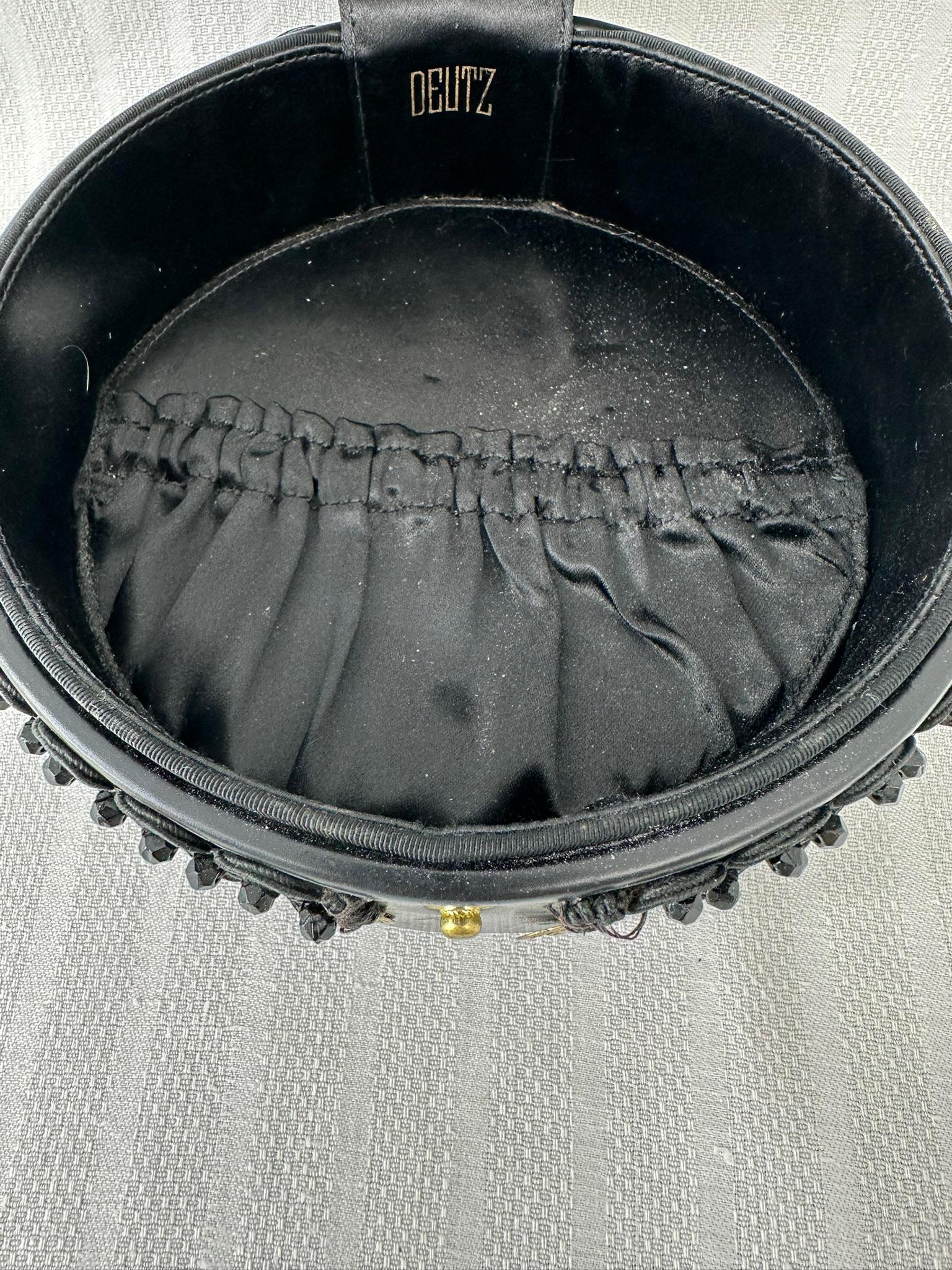 1950 Deutz Nero Maniglia superiore in pelle Moneta d'oro e perline Borsa novità Vtg. in vendita 5
