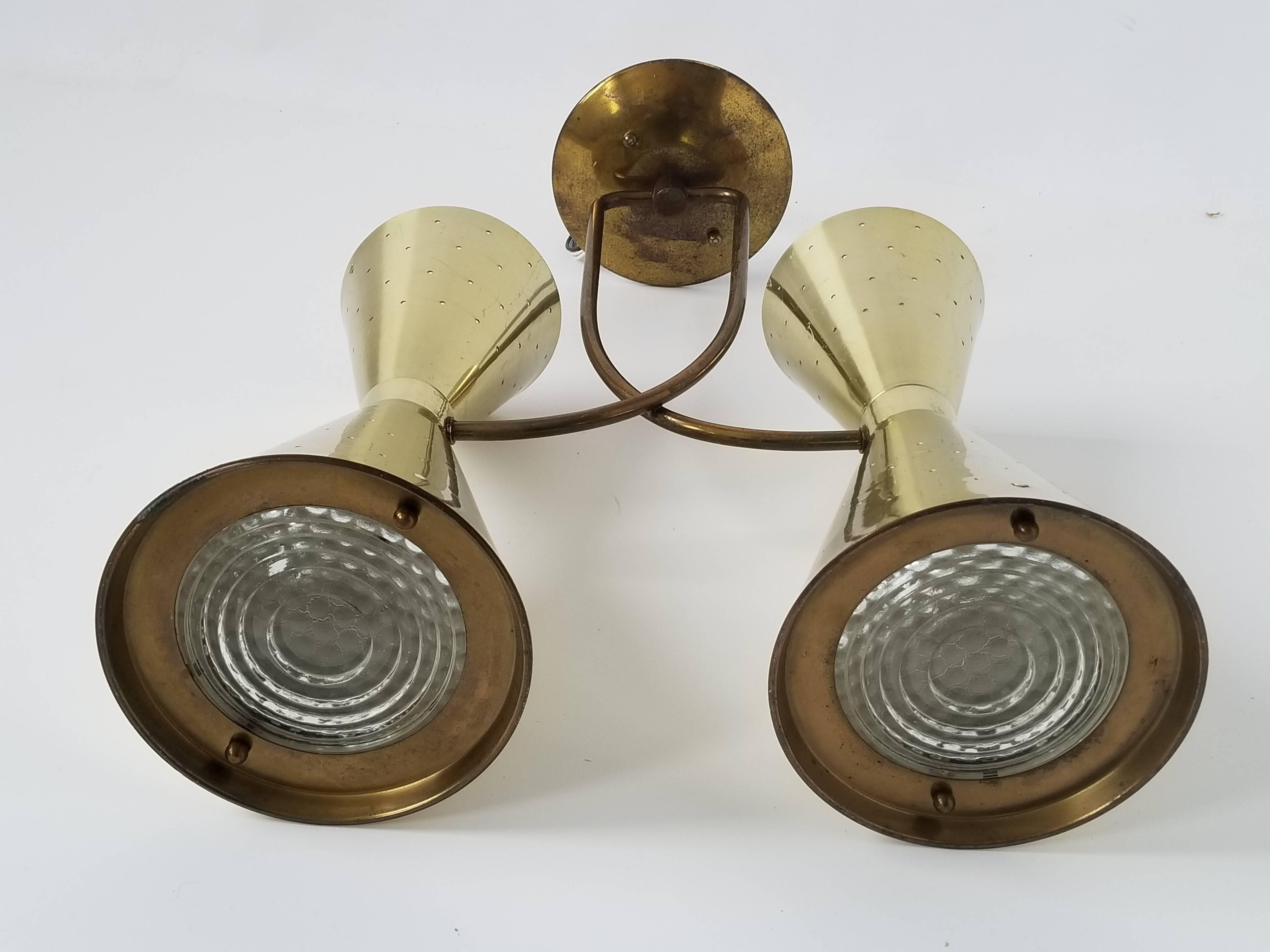 1950s Diabolo / Hourglass Brass-Plated Flush Mount from Electrolier In Good Condition For Sale In St- Leonard, Quebec