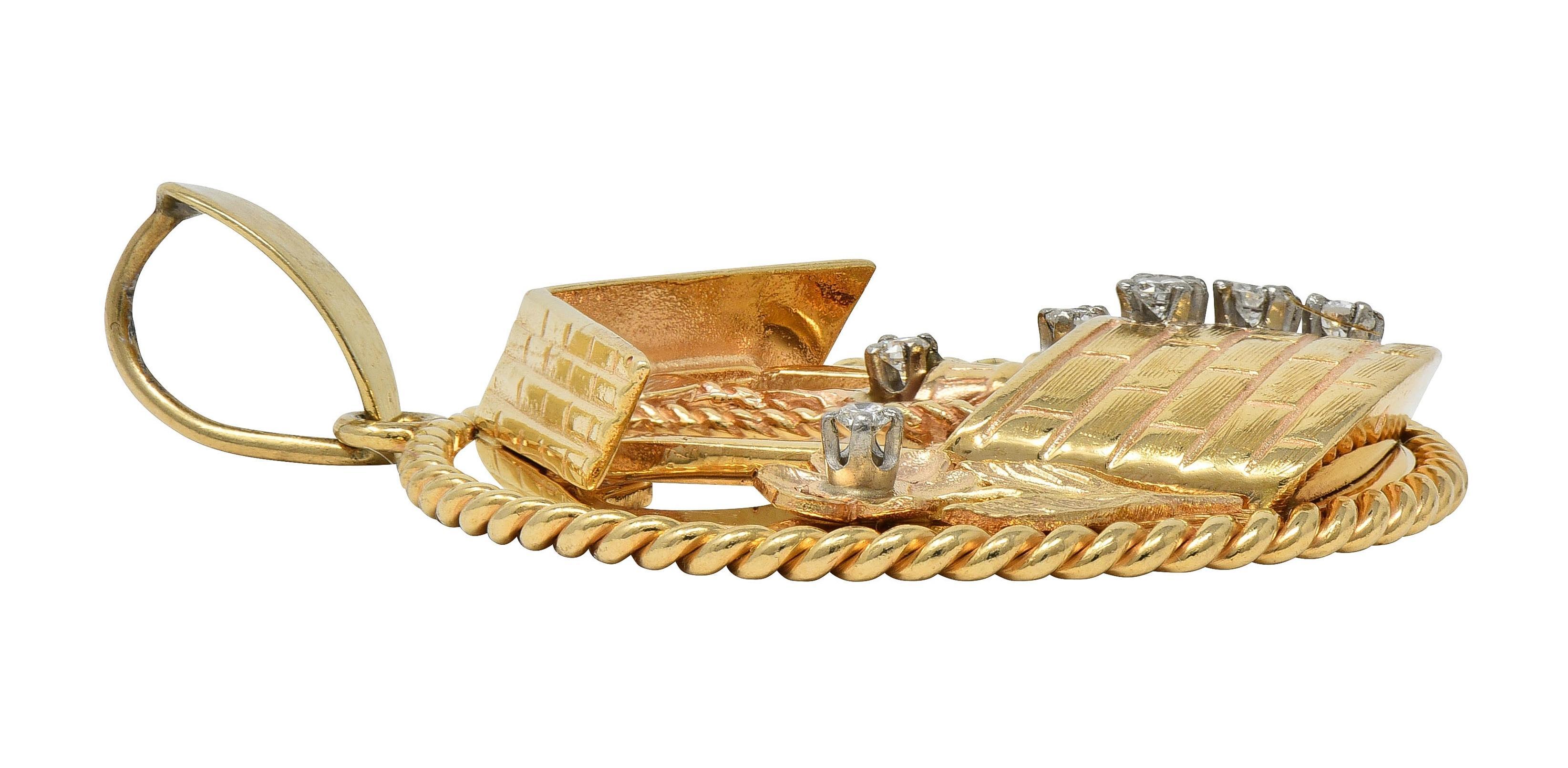 1950er Jahre Diamant 14 Karat Gelbgold Vintage Wishing Well Anhänger Charme im Angebot 1
