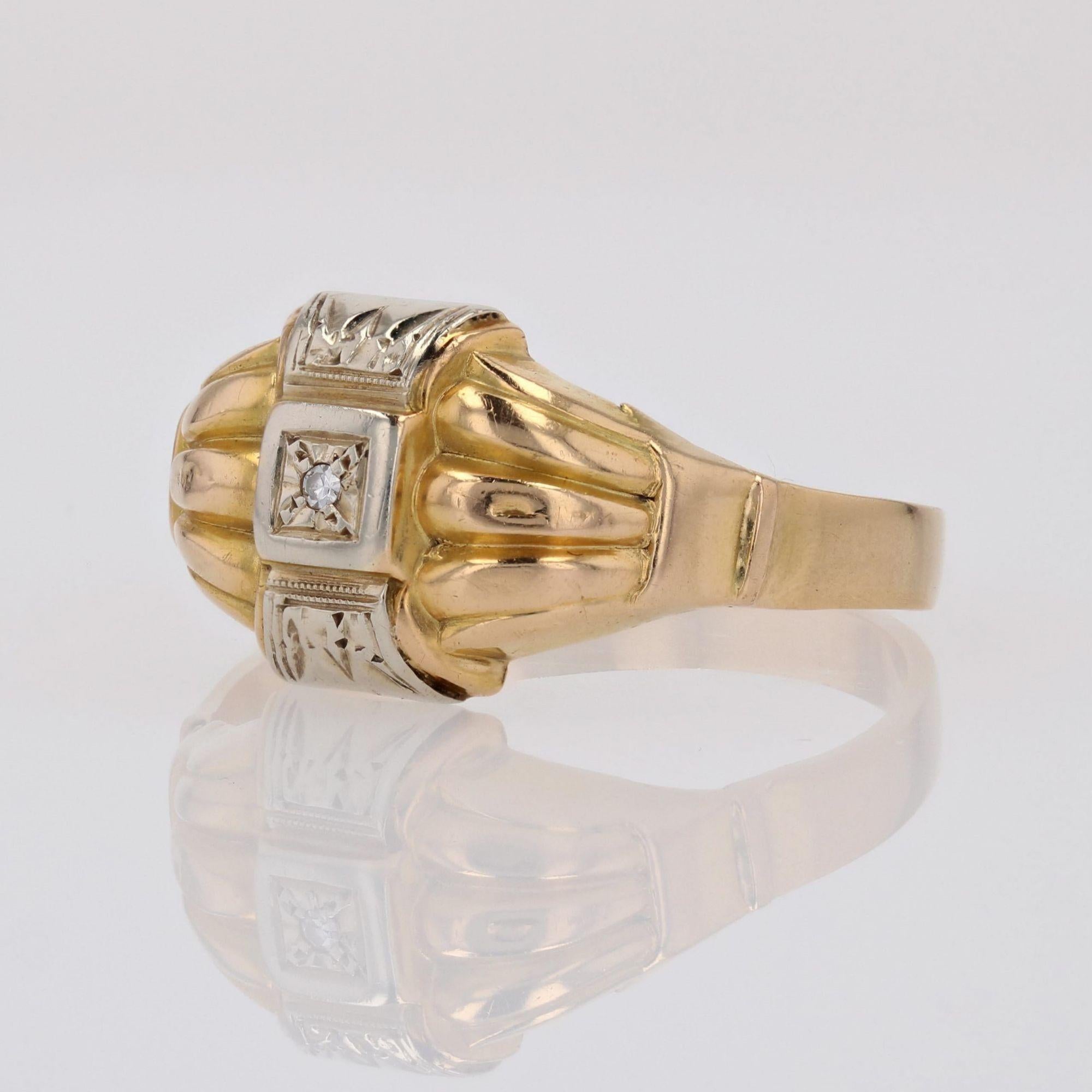 Retro 1950s Diamond 18 Karat Yellow Gold Geometrical Pattern Ring For Sale