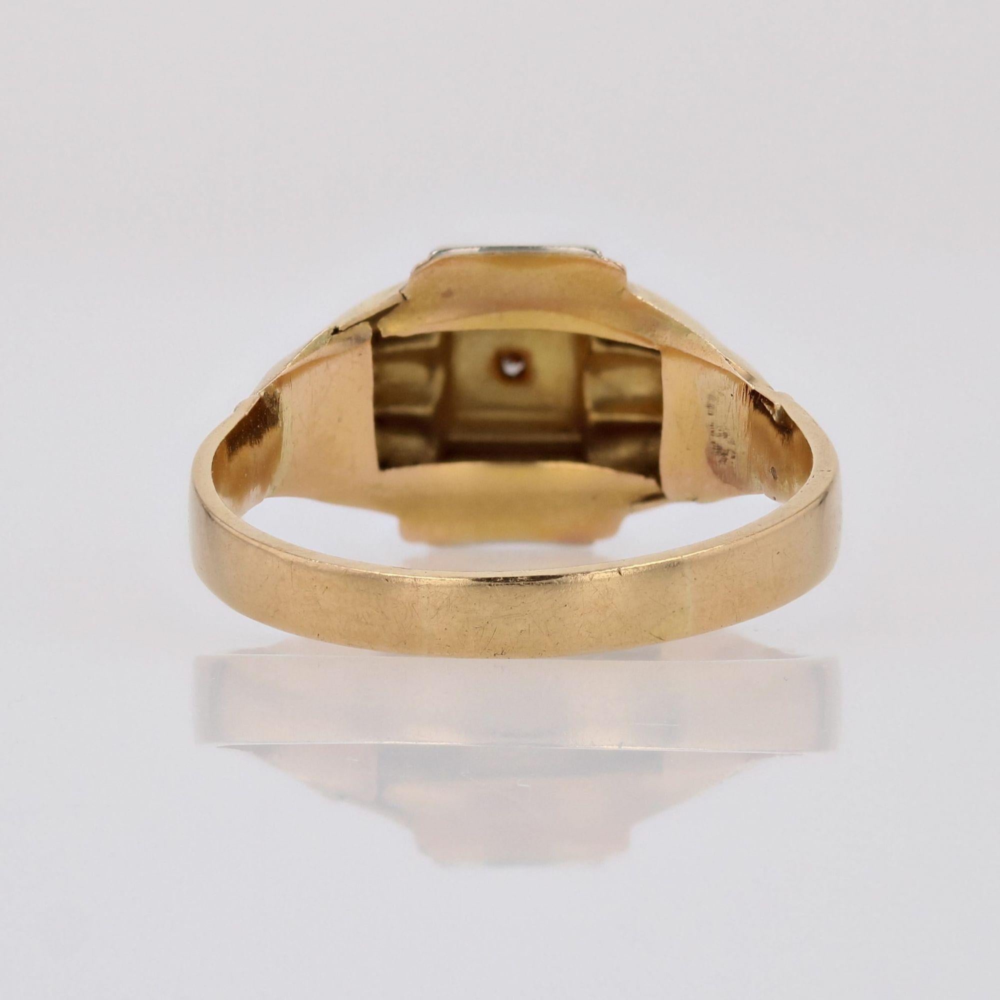 Bague à motif géométrique en or jaune 18 carats et diamants des années 1950 Pour femmes en vente