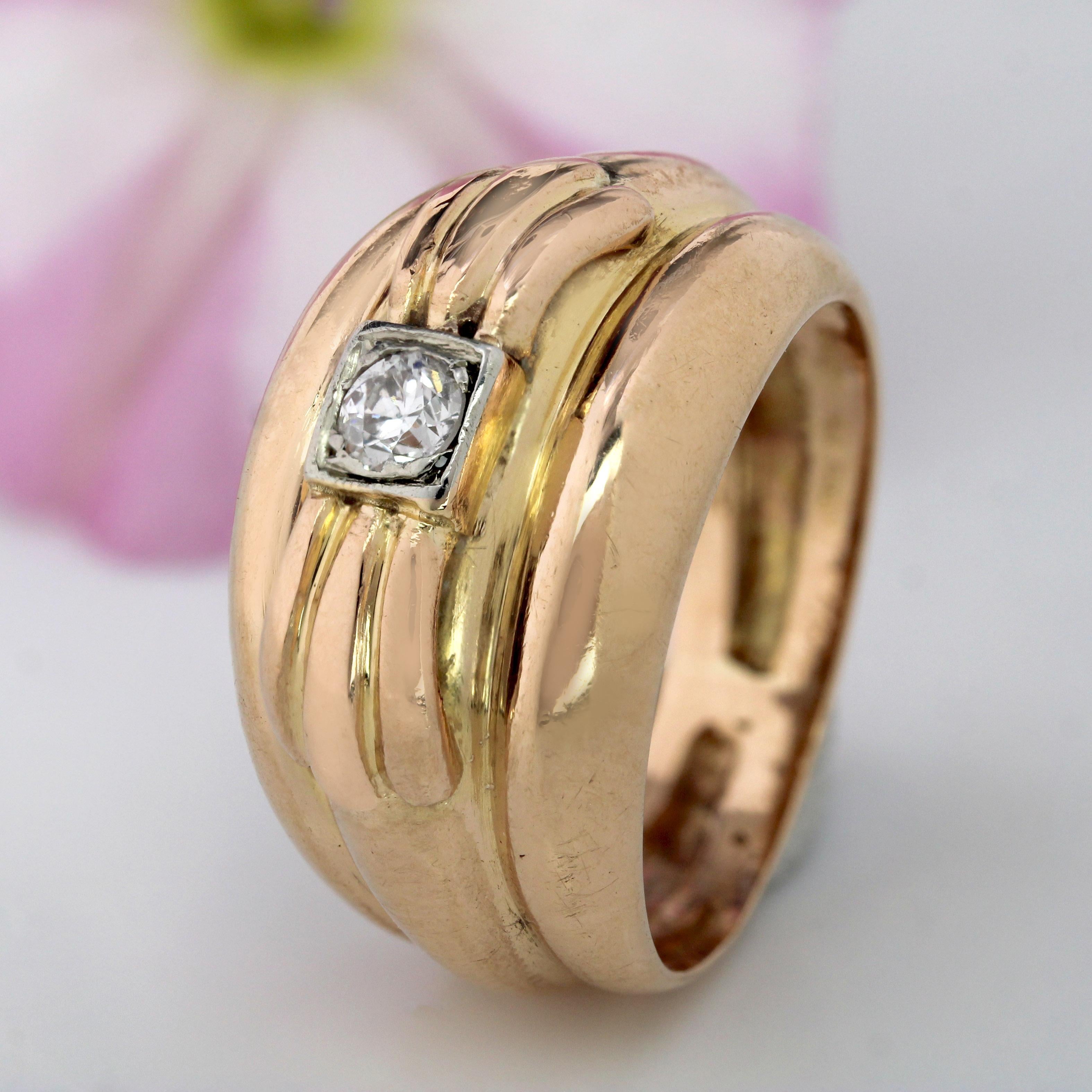 1950er Jahre Diamant 18 Karat Gelbgold Großer Ring im Angebot 4