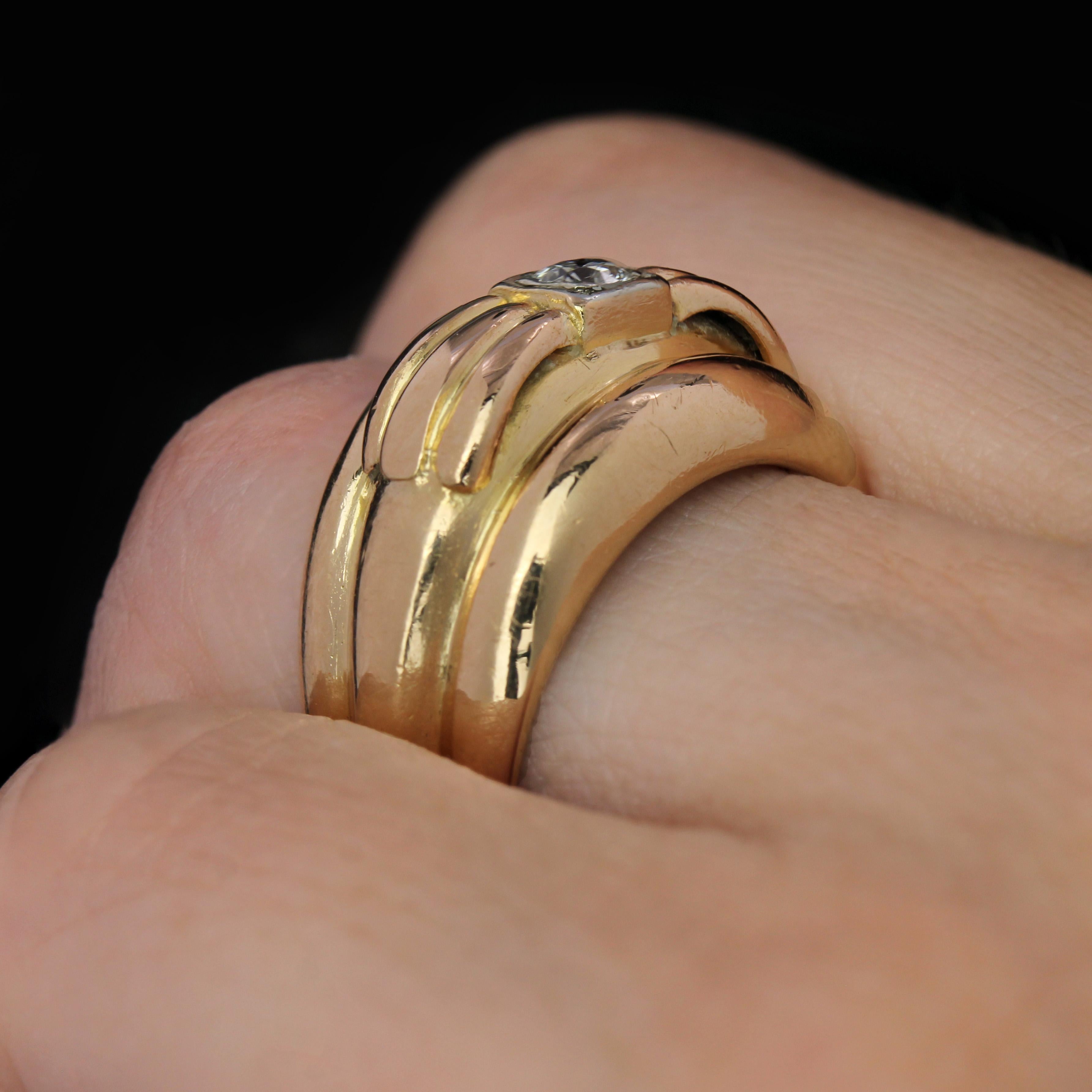 1950er Jahre Diamant 18 Karat Gelbgold Großer Ring im Angebot 7