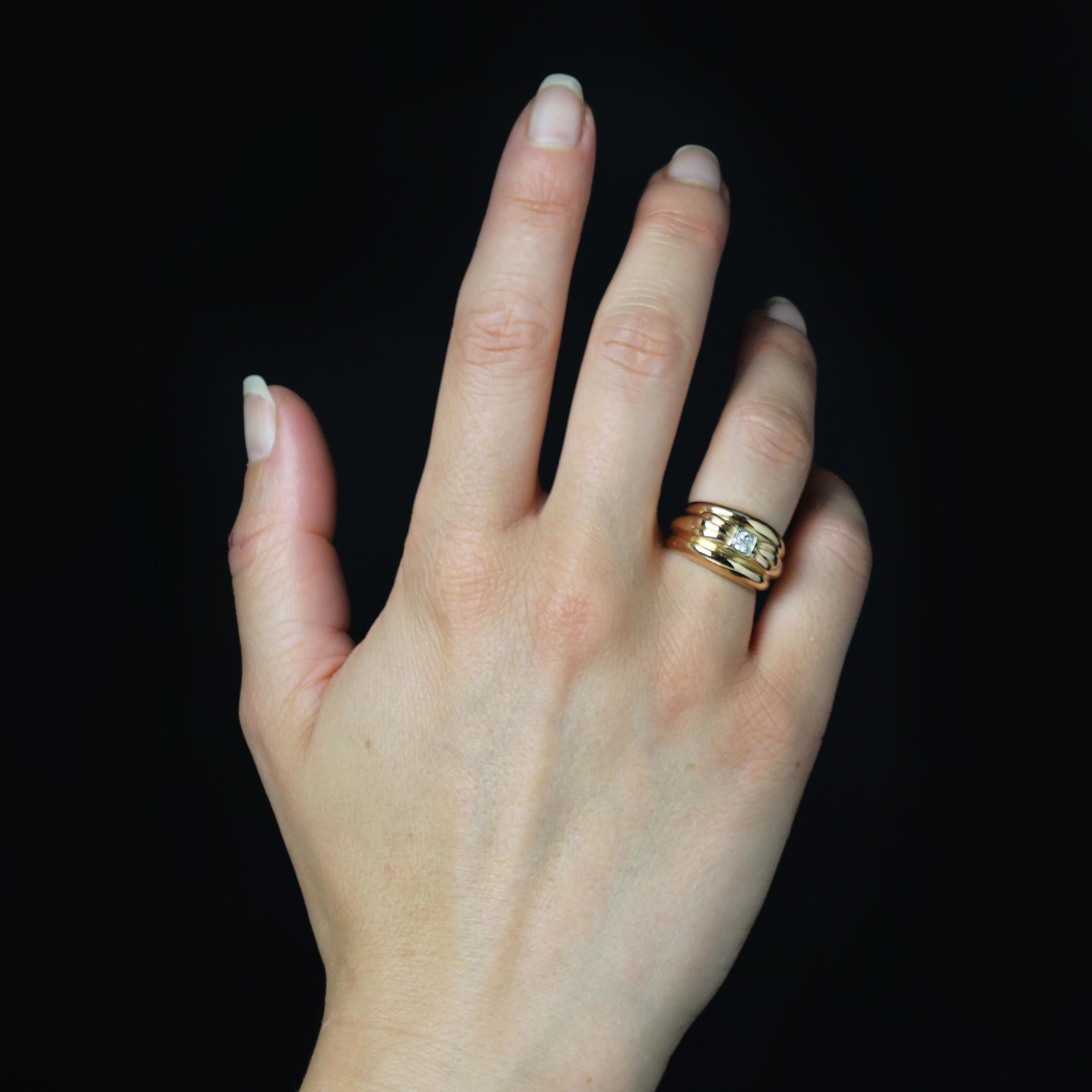 1950er Jahre Diamant 18 Karat Gelbgold Großer Ring (Brillantschliff) im Angebot